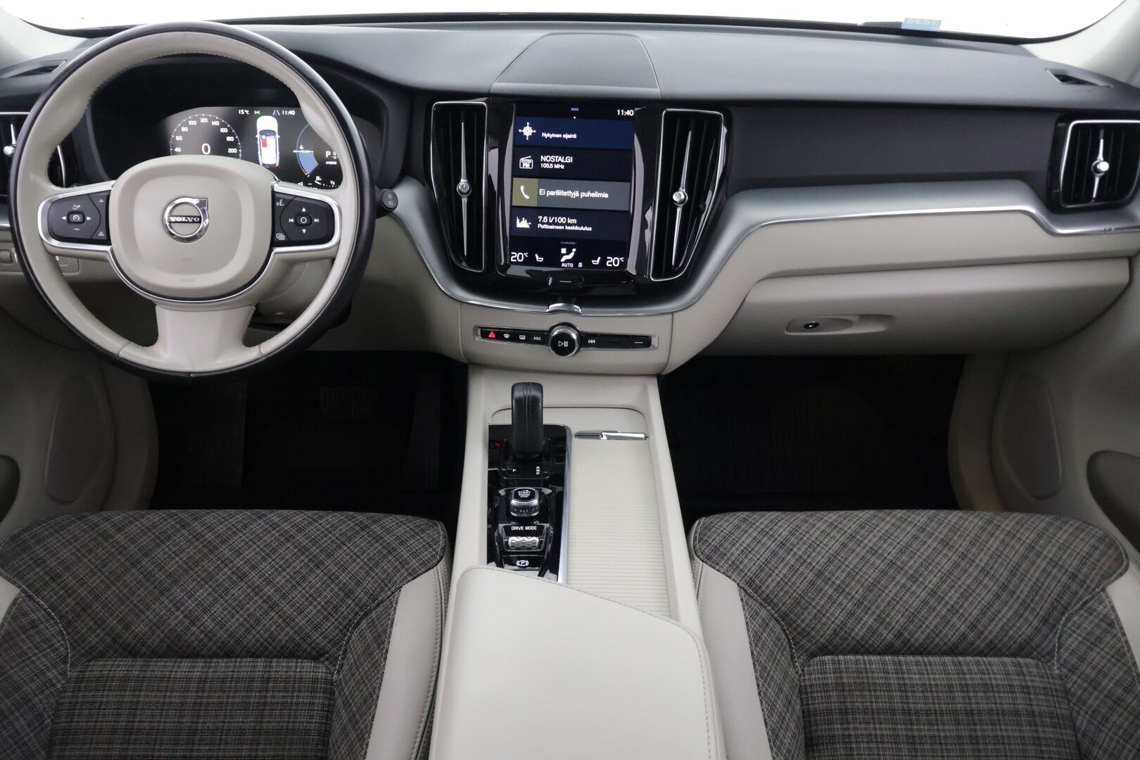 Volvo XC60 2021 T6 AWD Recharge Inscription Expression Aut. *Panoraama / Irrot Koukku / Vaalea Puolinahka* - *Näyttävällä sisustalla / Luotettava / Katumaasturi*