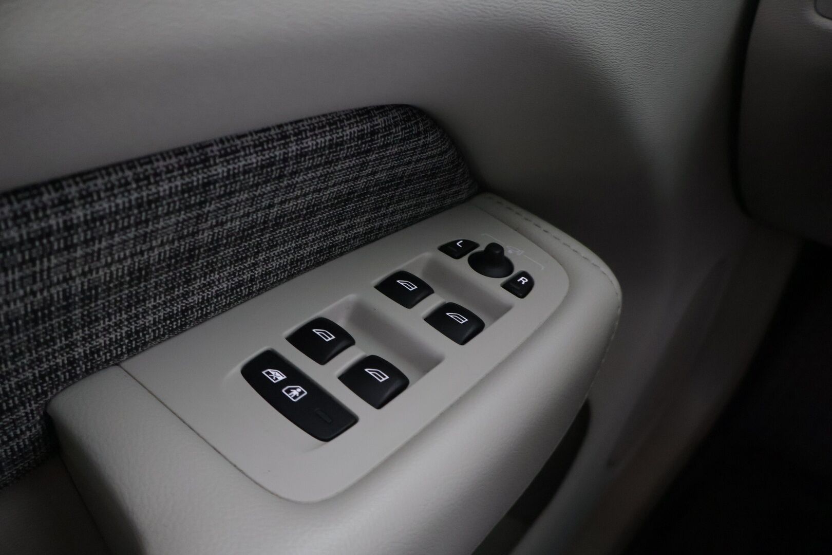 Volvo XC60 2021 T6 AWD Recharge Inscription Expression Aut. *Panoraama / Irrot Koukku / Vaalea Puolinahka* - *Näyttävällä sisustalla / Luotettava / Katumaasturi* - HULLUT BLACKWEEK JATKOT - KORKOTARJOUS 2,49%