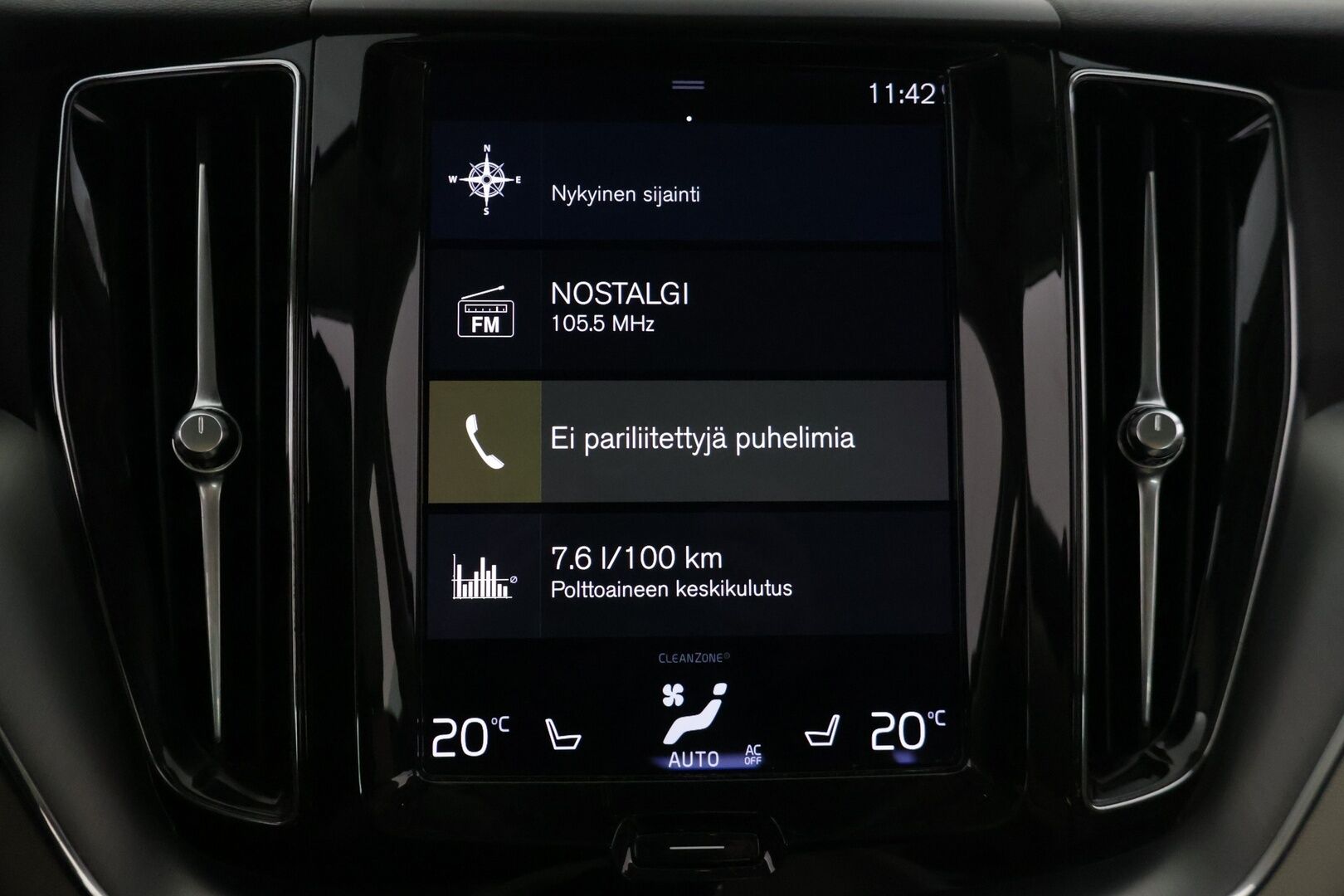 Volvo XC60 2021 T6 AWD Recharge Inscription Expression Aut. *Panoraama / Irrot Koukku / Vaalea Puolinahka* - *Näyttävällä sisustalla / Luotettava / Katumaasturi*