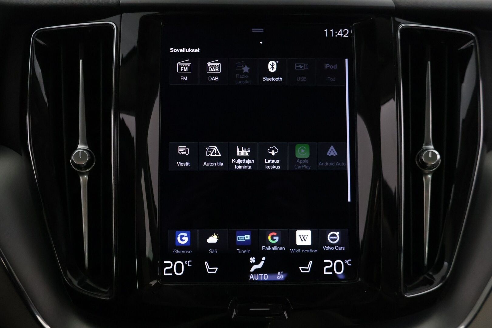 Volvo XC60 2021 T6 AWD Recharge Inscription Expression Aut. *Panoraama / Irrot Koukku / Vaalea Puolinahka* - *Näyttävällä sisustalla / Luotettava / Katumaasturi*