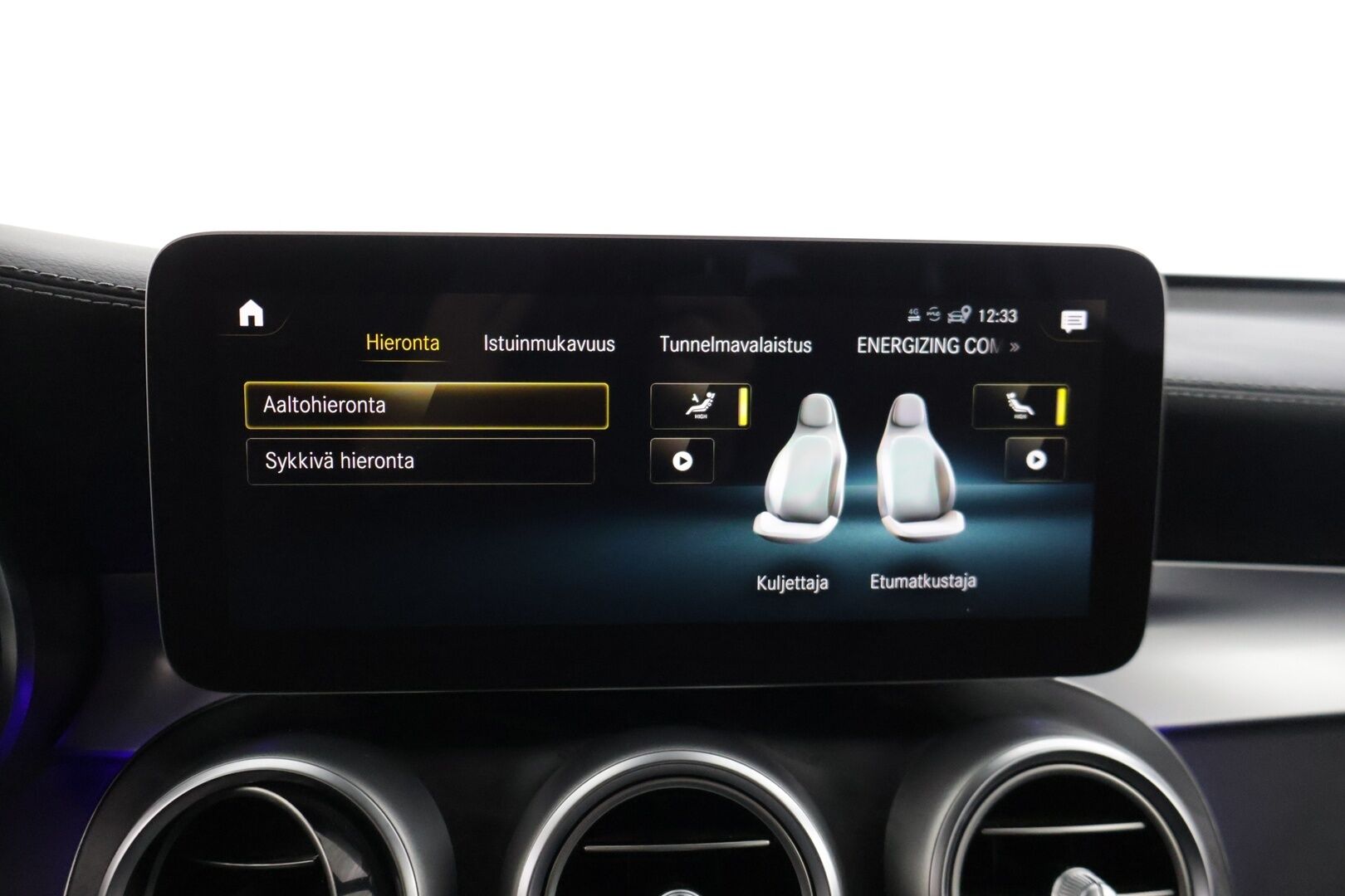 MERCEDES-BENZ GLC 2021 300 e 4MATIC A Business AMG EQ Power - | Hierovat & Ilmastoidut Muistipenkit | Digimittaristo | HUD | 360° | Burmester | Multibeam-LED | KeylessGo | Täyteen Varusteltu | SOH 86,6% | Vetokoukku |