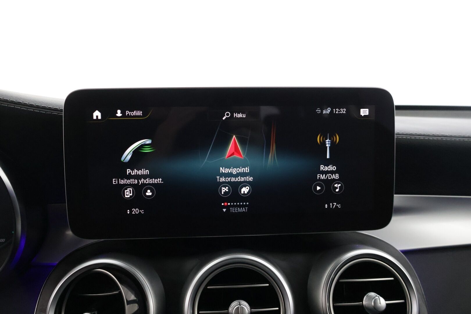 MERCEDES-BENZ GLC 2021 300 e 4MATIC A Business AMG EQ Power - | Hierovat & Ilmastoidut Muistipenkit | Digimittaristo | HUD | 360° | Burmester | Multibeam-LED | KeylessGo | Täyteen Varusteltu | SOH 86,6% | Vetokoukku |