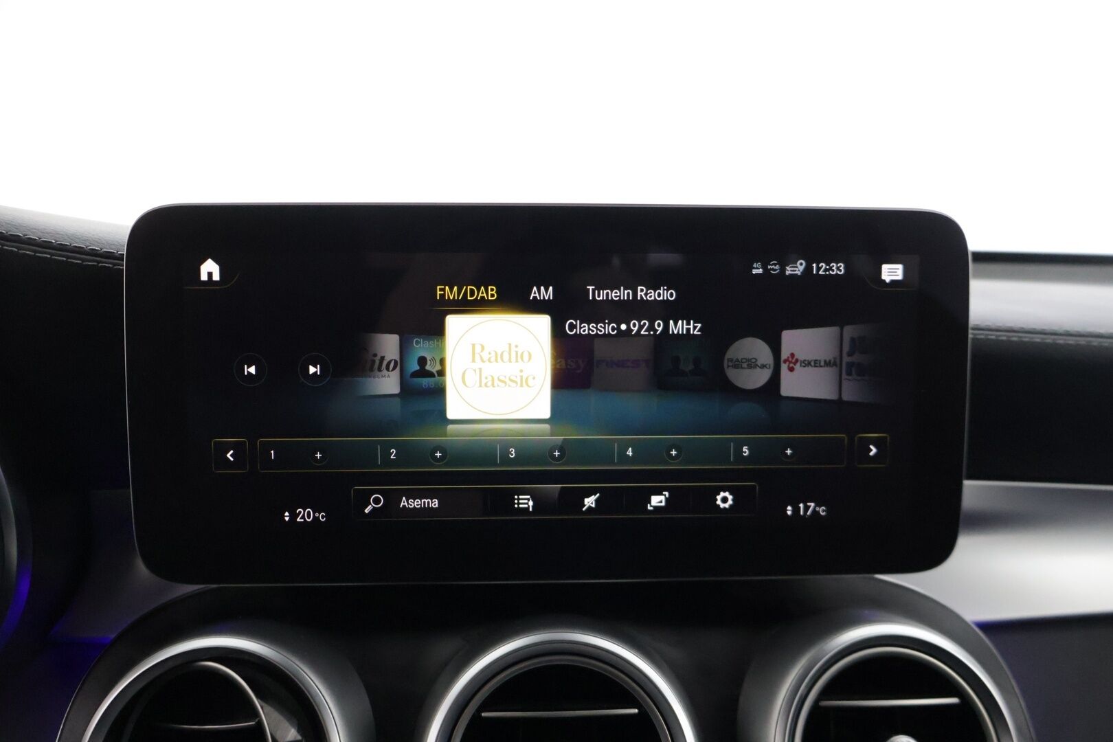 MERCEDES-BENZ GLC 2021 300 e 4MATIC A Business AMG EQ Power *Hierovat&Ilmastoidut Muistipenkit / Digimittaristo / HUD / 360° Kamera / Burmester / Multibeam-LED / KeylessGo / Koukku* - Todella hyvät varusteet!