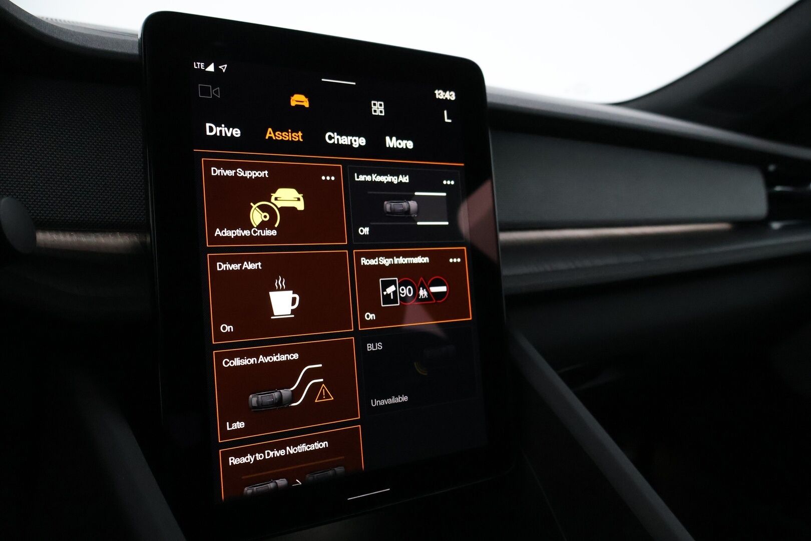 POLESTAR 2 2021 Long Range Launch Edition 300KW | 78kWh *Adapt.Vakkari / Muistipenkki / HarmanKardon / 360° Kamera / Lasikatto / Katveavustin / KeylessGo / Pixel-LED* - 2x Renkaat ja vanteet / Juuri huollettu / Pinnoite /  Ajamattomat kesärenkaat - HULLU BLACKWEEK KORKOTARJOUS 2,49%