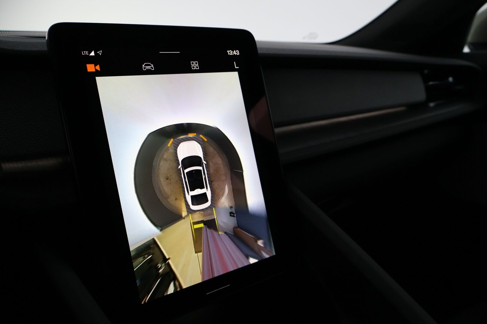 POLESTAR 2 2021 Long Range Launch Edition 300KW | 78kWh *Adapt.Vakkari / Muistipenkki / HarmanKardon / 360° Kamera / Lasikatto / Katveavustin / KeylessGo / Pixel-LED* - 2x Renkaat ja vanteet / Juuri huollettu / Pinnoite /  Ajamattomat kesärenkaat - HULLU BLACKWEEK KORKOTARJOUS 2,49%