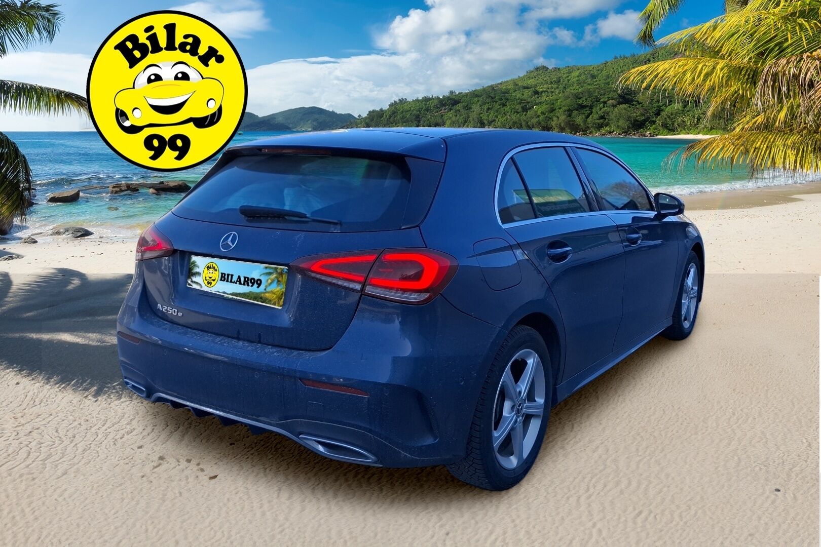 MERCEDES-BENZ A 2023 250 e A Business AMG  /  Widescreen / Navi / Nahka-alcantara / P.kamera - SOH 94,3% / Merkkiliikkeen huoltohistoria / LED High Performance / Ambient - HULLUT AVAJAISHULINAT KORKOTARJOUS 3,29 %