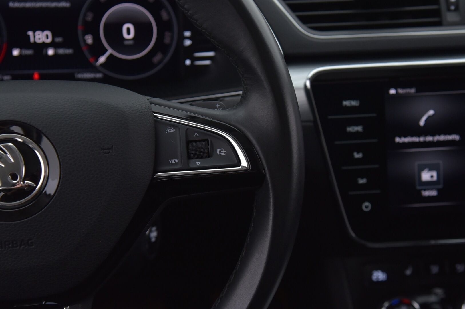 SKODA SUPERB 2020 Combi 1.4 TSI PHEV Ambition iV BusinessLine DSG Aut. * Digimittaristo / Vakkari / Navi / Apple&Android / LED-Valot / Sähköluukku * - SOH 89% / Juuri saapunut / Hyvä huoltohistoria 