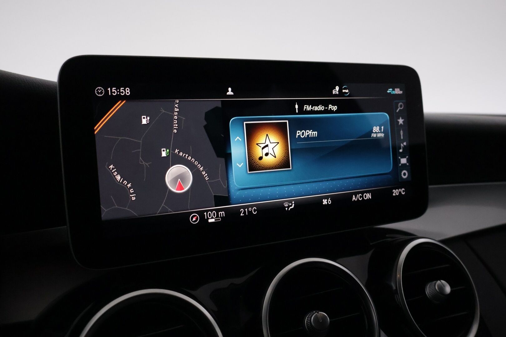 MERCEDES-BENZ C 2020 300 e T Avantgarde EQ Power * DTR+ / Burmester / Multibeam LED / Vetokoukku / Sporttipenkit / Keyless / Navi* - Vetokoukku / Kahdet Mersun vanteet / Hyvä huoltohistoria - HULLUT AVAJAISHULINAT KORKOTARJOUS 3,29 %