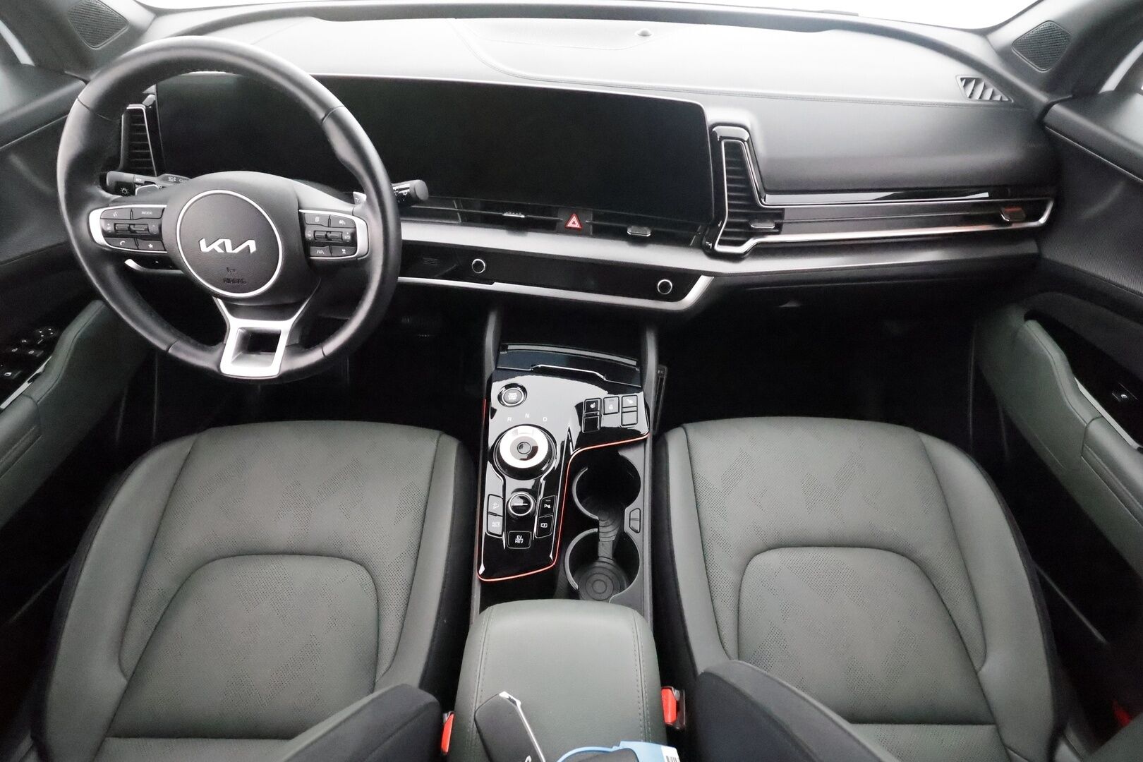 Kia Sportage 2024 1,6 T-GDI AWD Plug-in Hybrid Business Premium AT 245hv - | ACC | Nahkaverhoilu | Shköpenkit | P.kamera | HDA | LED | Keyless | Digimittaristo | Lohko+sisälämmitin | Apple & Android | 1-om suomiauto |