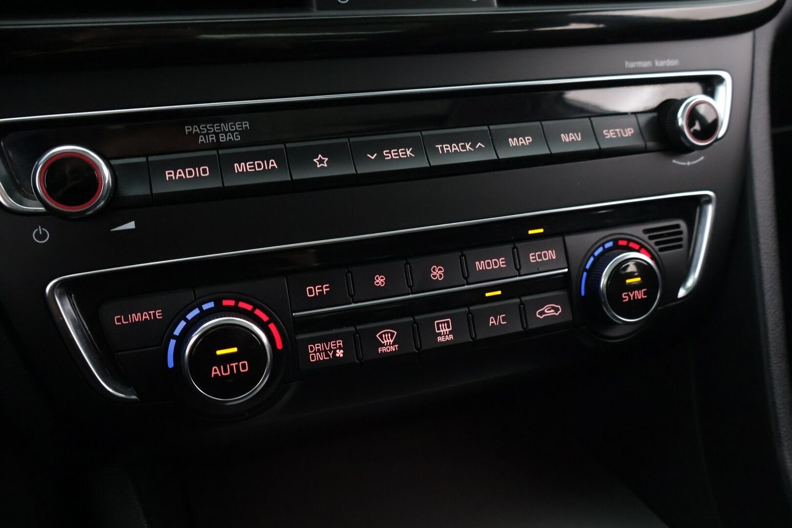 Kia Optima 2020 2,0 GDI PHEV Business Premium SW A/T - *Huippuvarusteet / Ilmastoidut Penkit / Panorama / ACC / Kaistavahti*