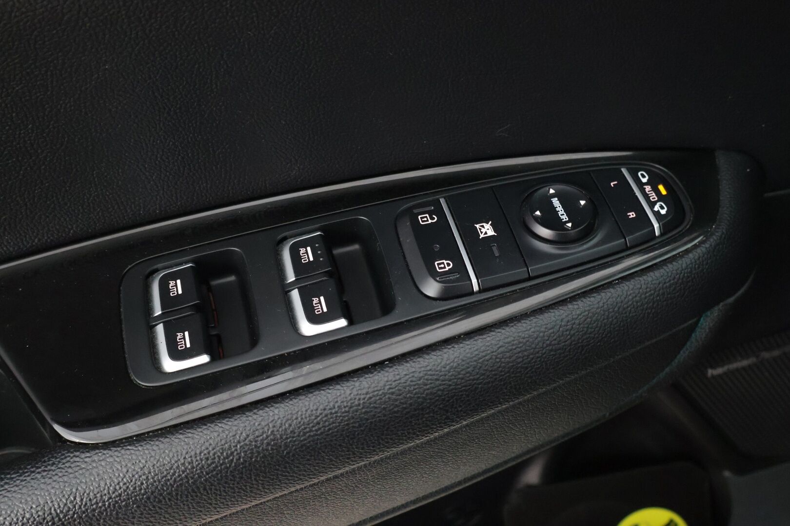 Kia Optima 2020 2,0 GDI PHEV Business Premium SW A/T - *Huippuvarusteet / Ilmastoidut Penkit / Panorama / ACC / Kaistavahti*