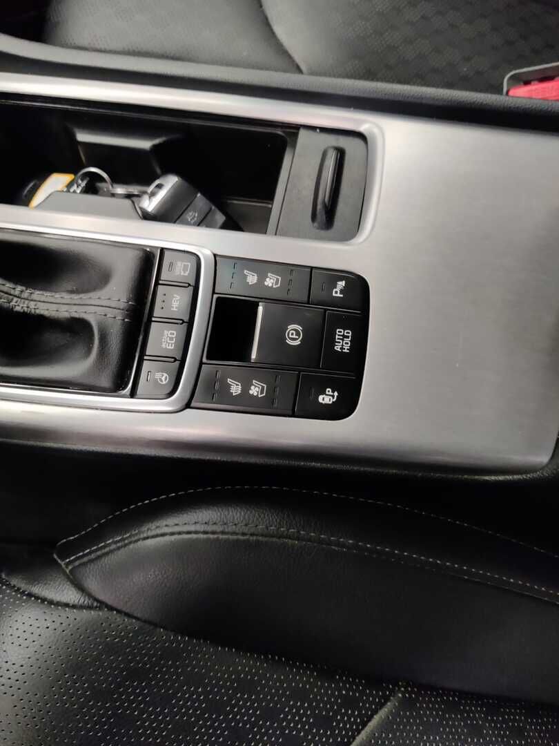 Kia Optima 2020 2,0 GDI PHEV Business Premium SW A/T - *Huippuvarusteet / Ilmastoidut Penkit / Panorama / ACC / Kaistavahti*