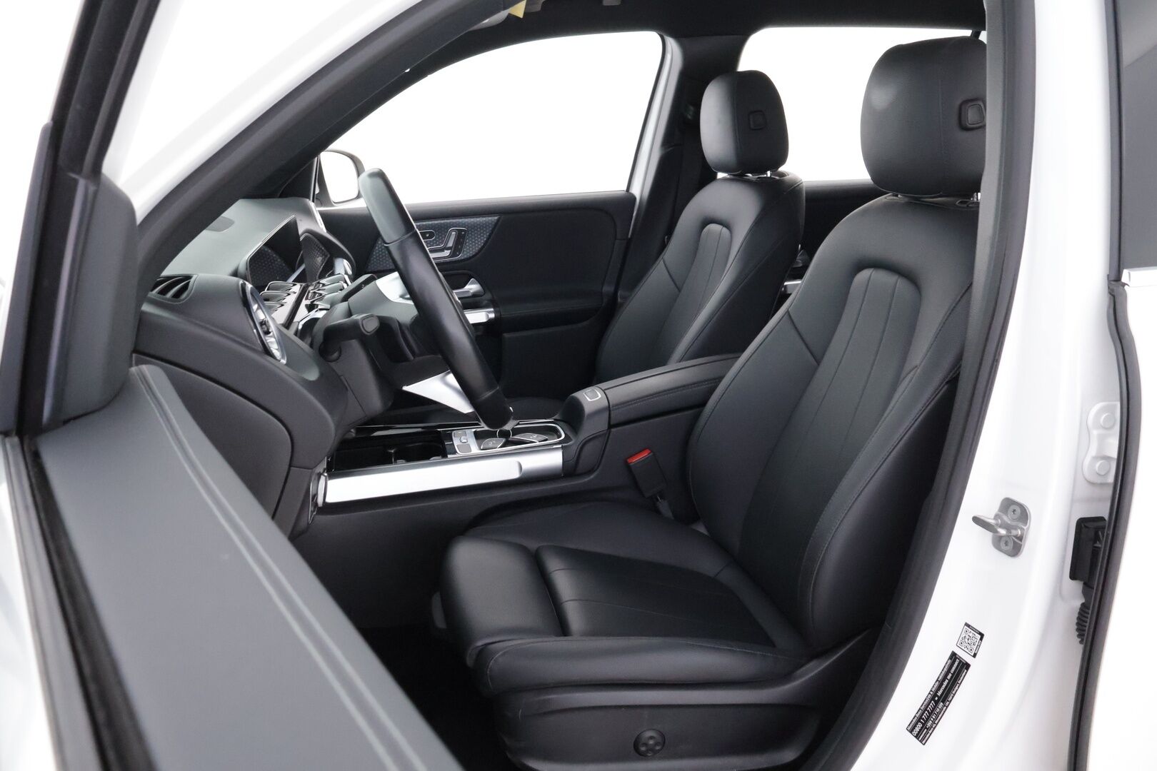Mercedes-Benz EQB 2024 250+ - Suomiauto | DTR+Q | Nahkasisusta | Peruutuskamera | Sporttipenkit muistilla | Midline Sound | LED High Performance