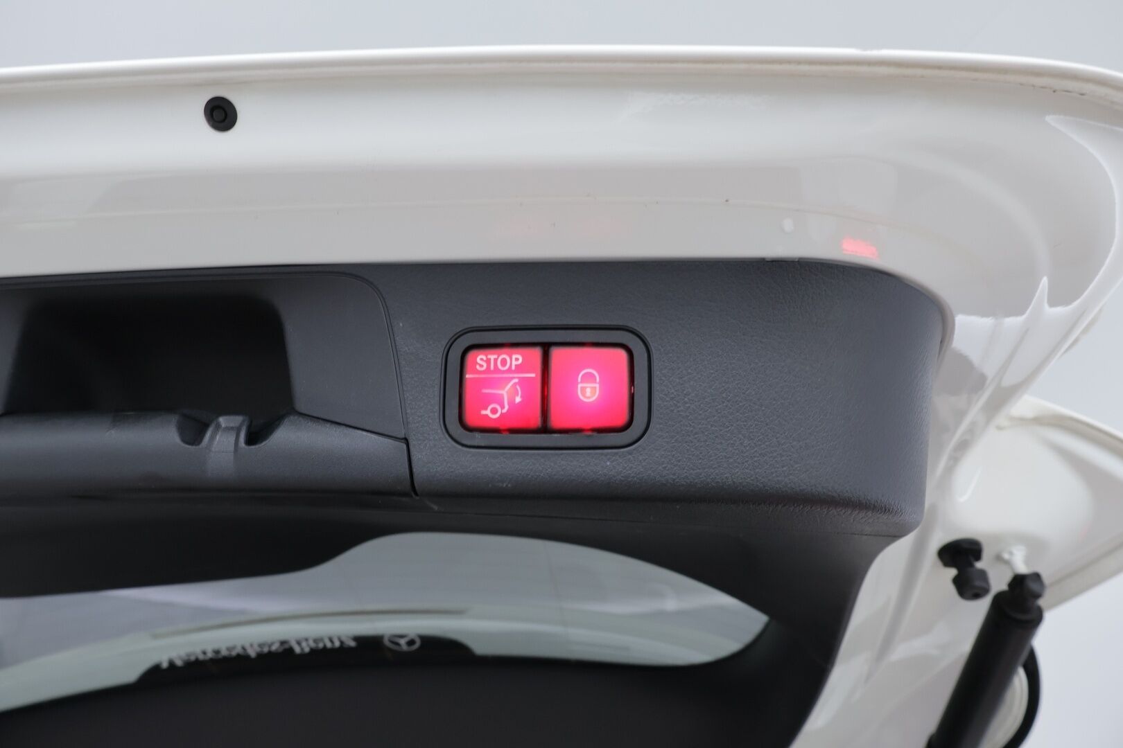 Mercedes-Benz EQB 2024 250+ - Suomiauto | DTR+Q | Nahkasisusta | Peruutuskamera | Sporttipenkit muistilla | Midline Sound | LED High Performance