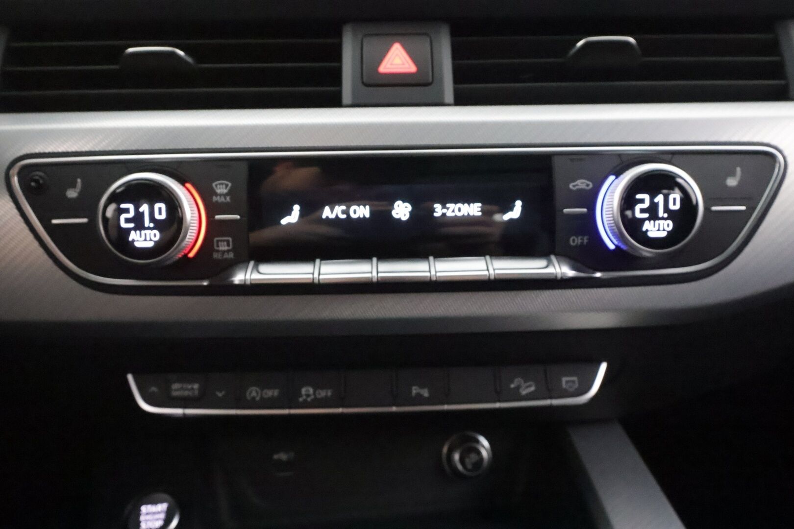 Audi A4 allroad quattro 2018 Business Comfort Edition 2,0 TFSI 185 kW quattro S tronic - | ACC | Webasto | Panorama | Koukku | Matrix-LED | P.Kamera | Navi | Keyless | Digimittari | Kaistavahti | Ratinlämmitin | Ambient | Sähköluukku | Sporttipenkit | Huippuvarusteet | 