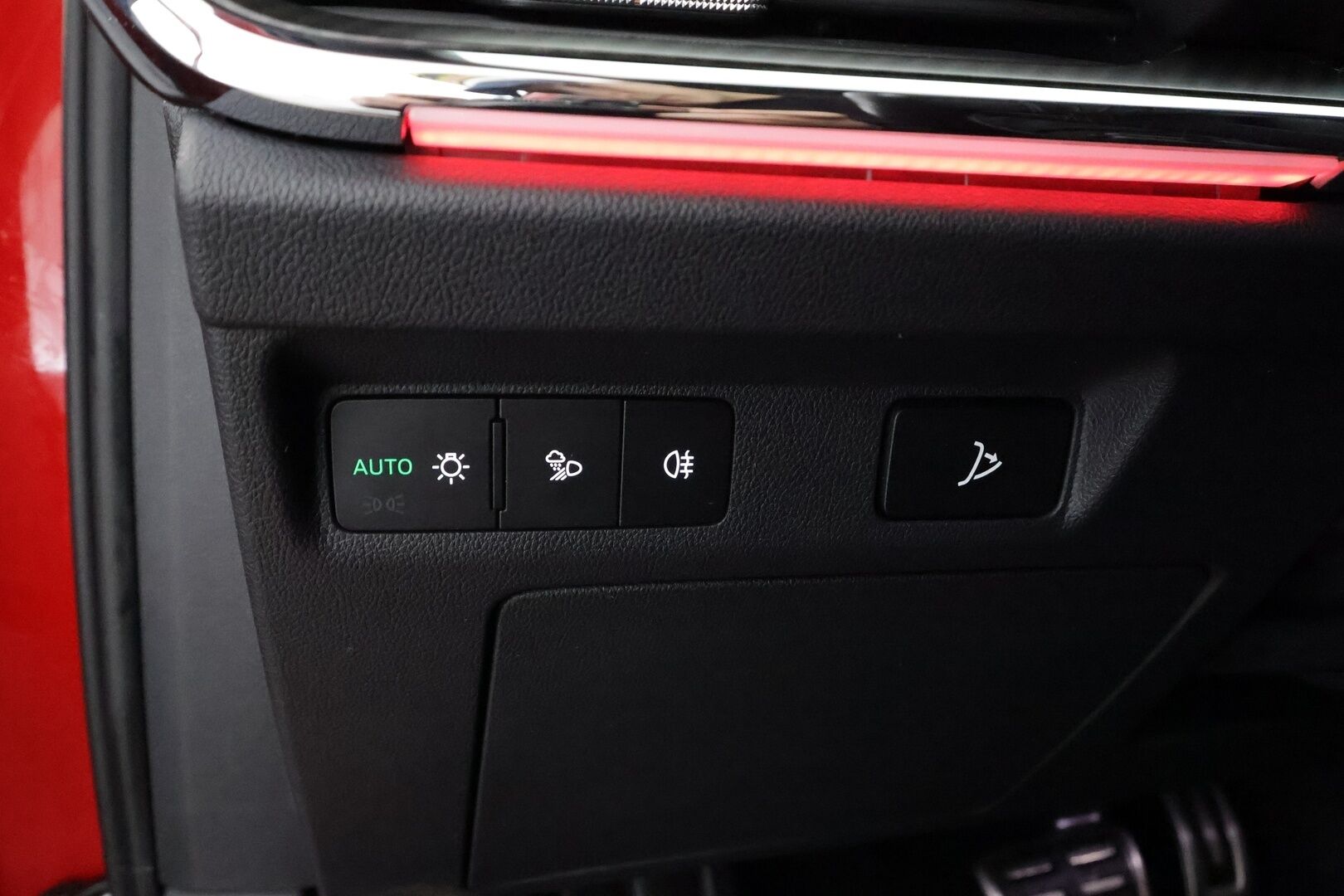 Skoda Enyaq 2021 80 SportLine iV * ILP / Koukku / ACC / Matrix-LED / 360° / Navi / Kaistavahti / Digimittaristo / Keyless * - HULLU BLACKWEEK 2,49% KORKOTARJOUS - Akku kuntotarkastettu / Kahdet renkaat