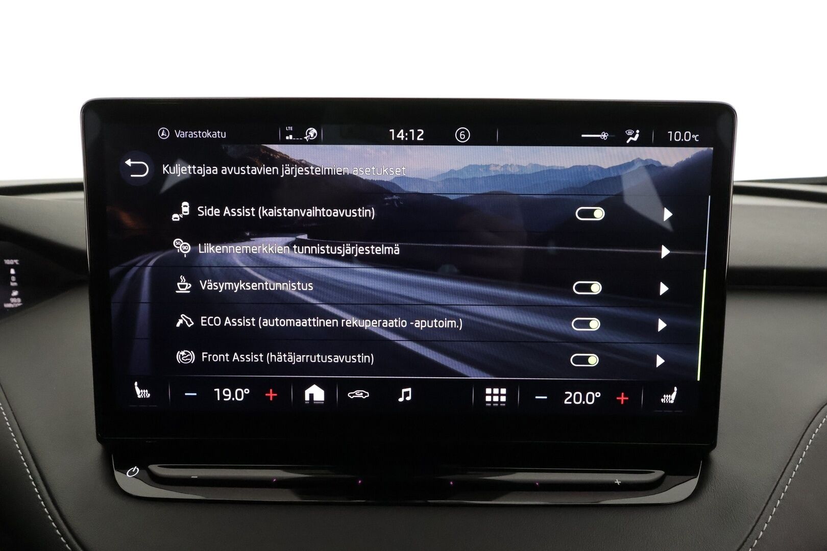 Skoda Enyaq 2021 80 SportLine iV * ILP / Koukku / ACC / Matrix-LED / 360° / Navi / Kaistavahti / Digimittaristo / Keyless * - Akku kuntotarkastettu / Kahdet renkaat