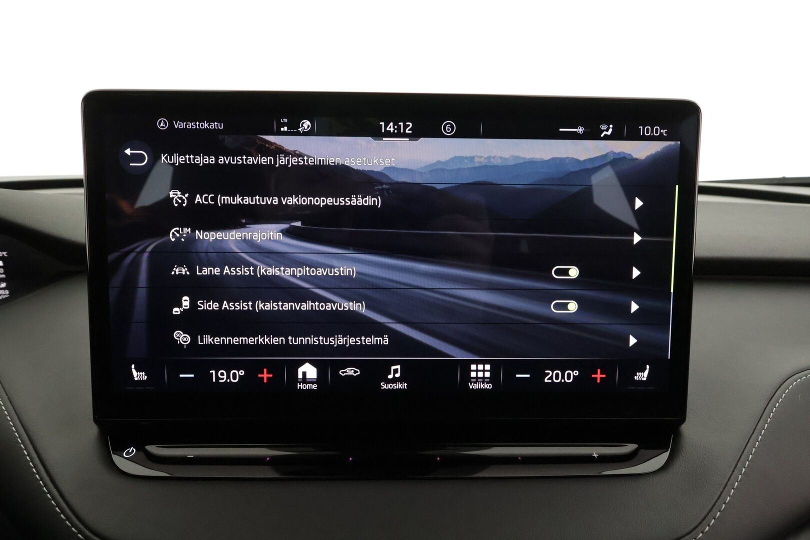 Skoda Enyaq 2021 80 SportLine iV * ILP / Koukku / ACC / Matrix-LED / 360° / Navi / Kaistavahti / Digimittaristo / Keyless * - Akku kuntotarkastettu / Kahdet renkaat