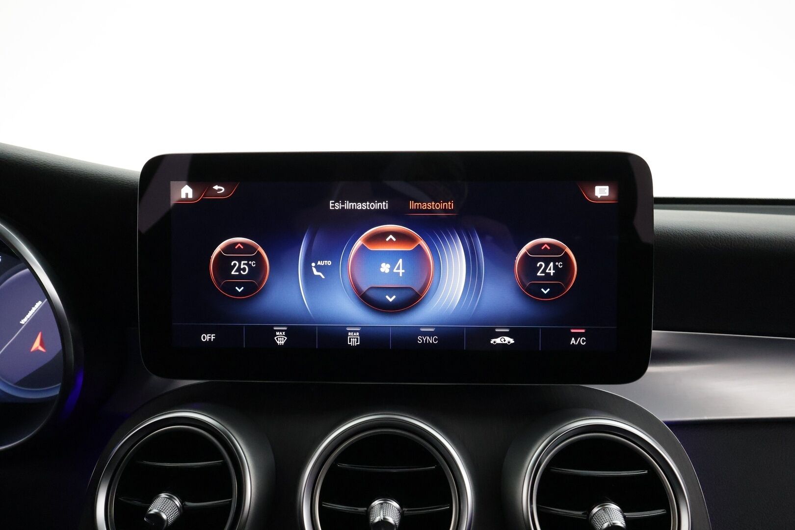 Mercedes-Benz GLC 2021 300 de 4MATIC AMG EQ Power * Distronic / LED-High Performance / P.kamera / Sportpenkit / Navi / Kaistavahti * - Akku kuntotarkastettu SoH 89% / Kahdet renkaat - Osta nyt, maksa vasta ensi vuonna