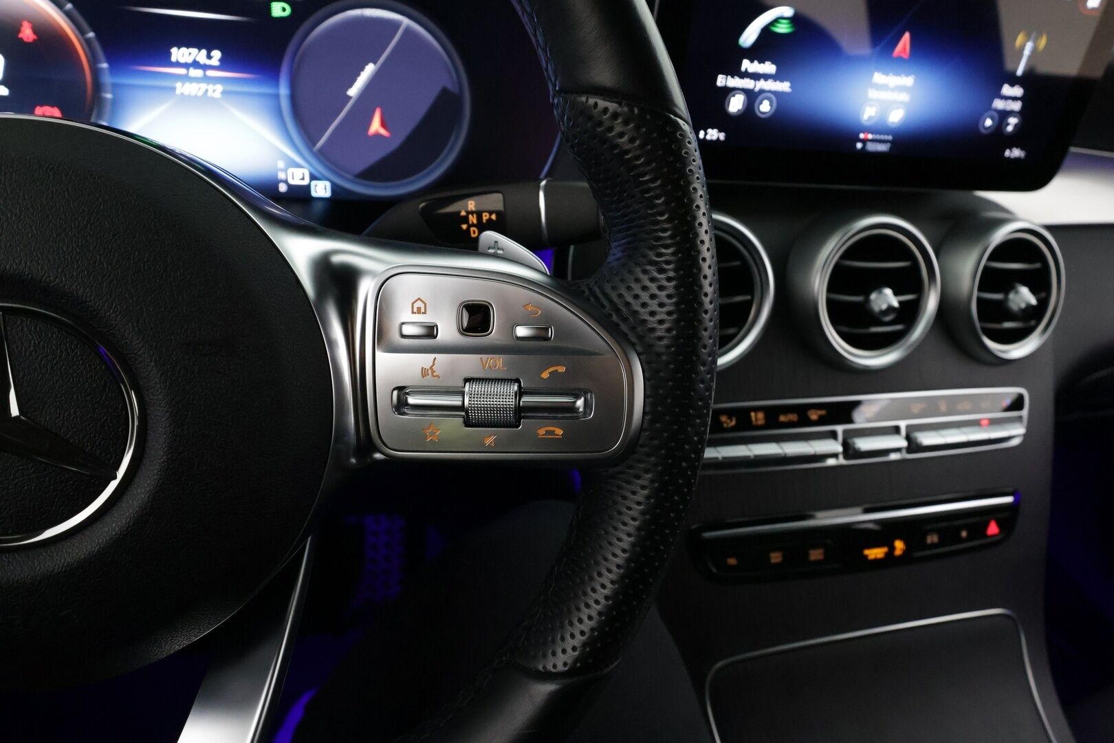 Mercedes-Benz GLC 2021 300 de 4MATIC AMG EQ Power * Distronic / LED-High Performance / P.kamera / Sportpenkit / Navi / Kaistavahti * - Akku kuntotarkastettu SoH 89% / Kahdet renkaat - Osta nyt, maksa vasta ensi vuonna