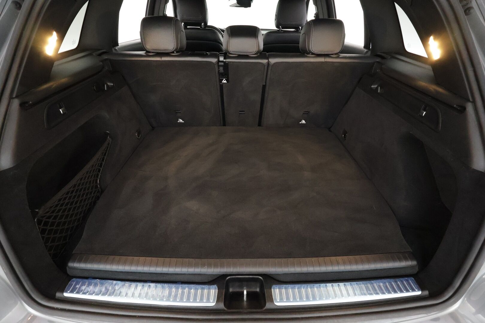 Mercedes-Benz GLC 2021 300 de 4MATIC AMG EQ Power * Distronic / LED-High Performance / P.kamera / Sportpenkit / Navi / Kaistavahti * - Akku kuntotarkastettu SoH 89% / Kahdet renkaat - Osta nyt, maksa vasta ensi vuonna