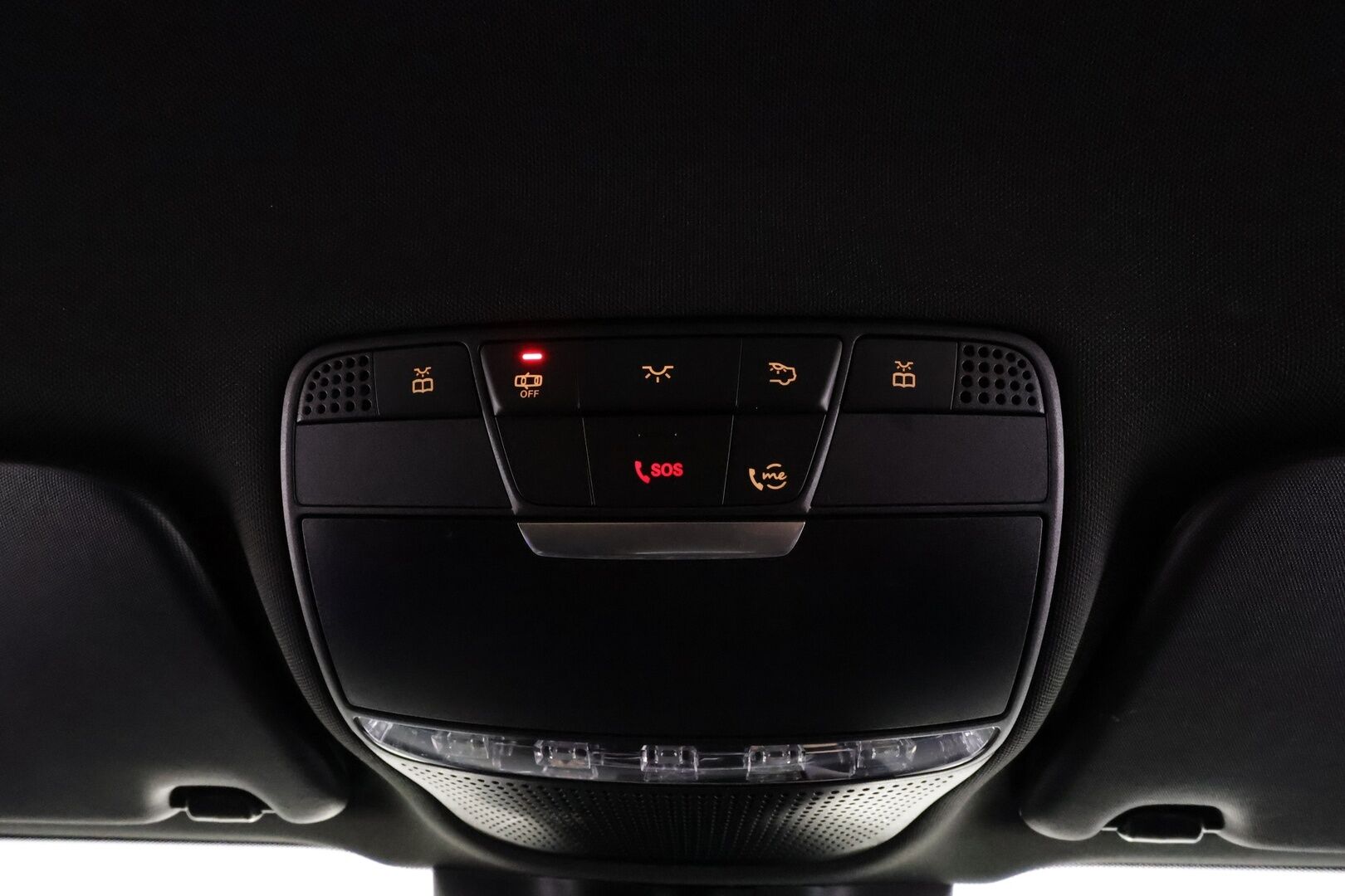 Mercedes-Benz GLC 2021 300 de 4MATIC AMG EQ Power * Distronic / LED-High Performance / P.kamera / Sportpenkit / Navi / Kaistavahti * - Akku kuntotarkastettu SoH 89% / Kahdet renkaat - Osta nyt, maksa vasta ensi vuonna