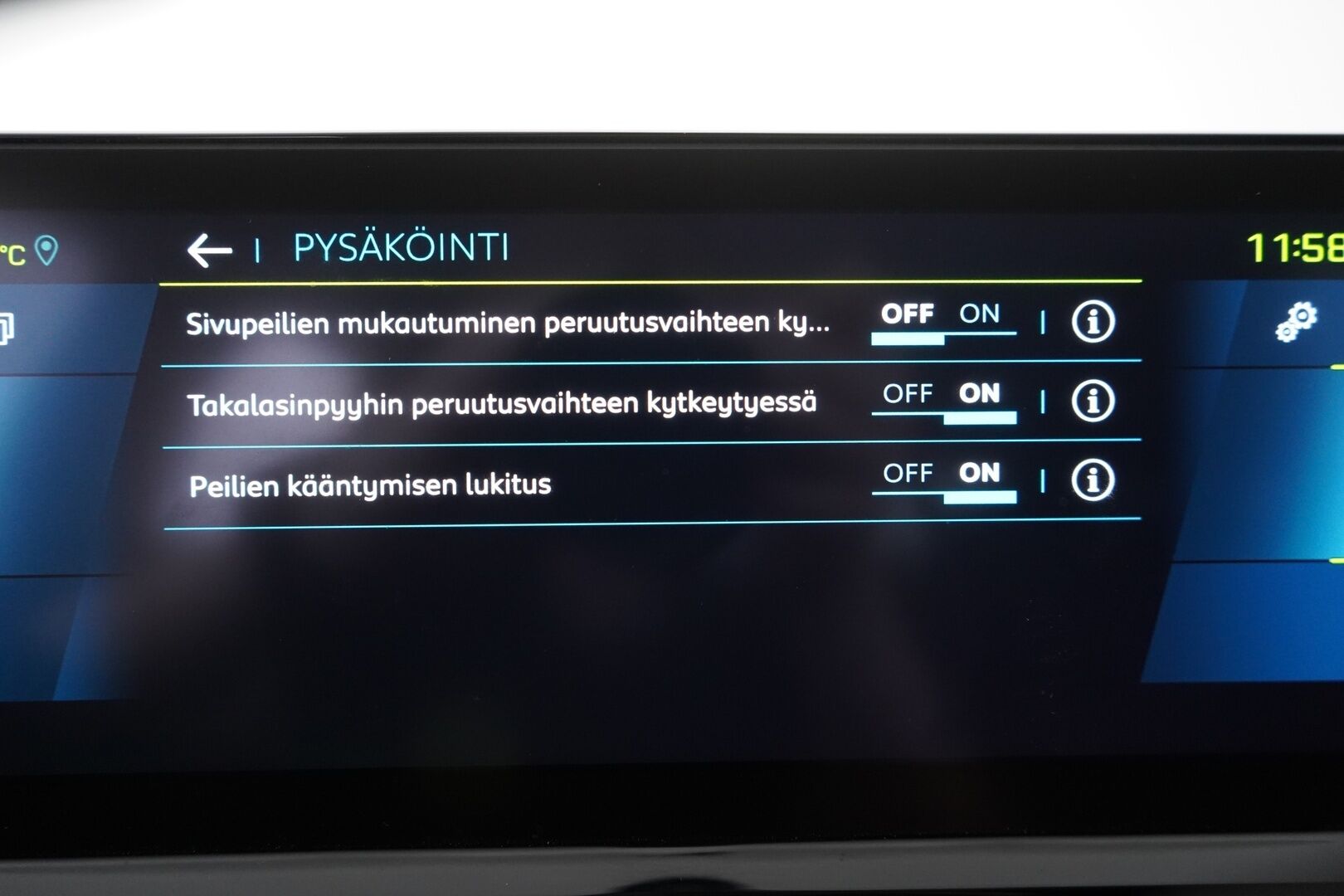 PEUGEOT 3008 2021 Hybrid4 300hv AWD EAT8-aut. - 3,99 % KORKOTARJOUS TÄHÄN AUTOON - 31.5. ASTI! - Katso hinta! / Facelift / Sporttipenkit / Koukku / Peruutuskamera / KeylessGo / Navi