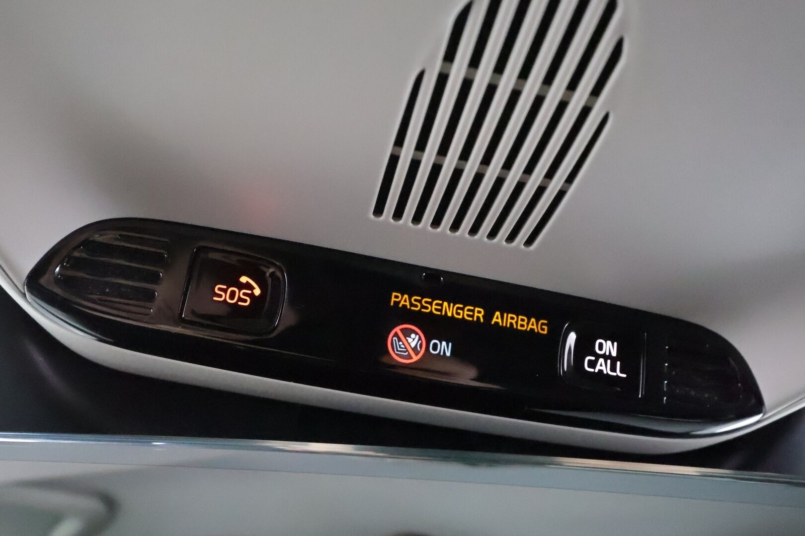 Volvo XC40 2021 T4 TwE Inscription Expression aut R-Design - Lisälämmitin | ACC | 360-Kamera | Adapt.LED | BLIS | Navi | Sporttipenkit | Apple&Android!