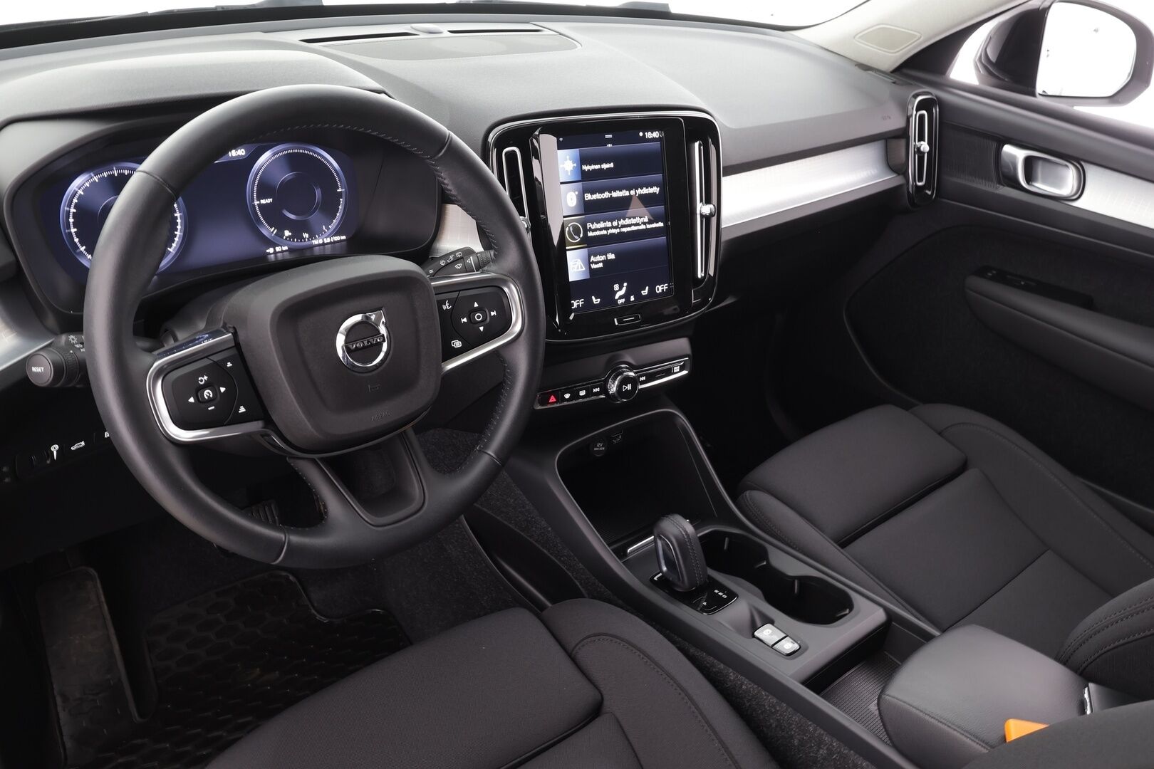 Volvo XC40 2021 T4 TwE Inscription Expression aut R-Design - Lisälämmitin | ACC | 360-Kamera | Adapt.LED | BLIS | Navi | Sporttipenkit | Apple&Android!