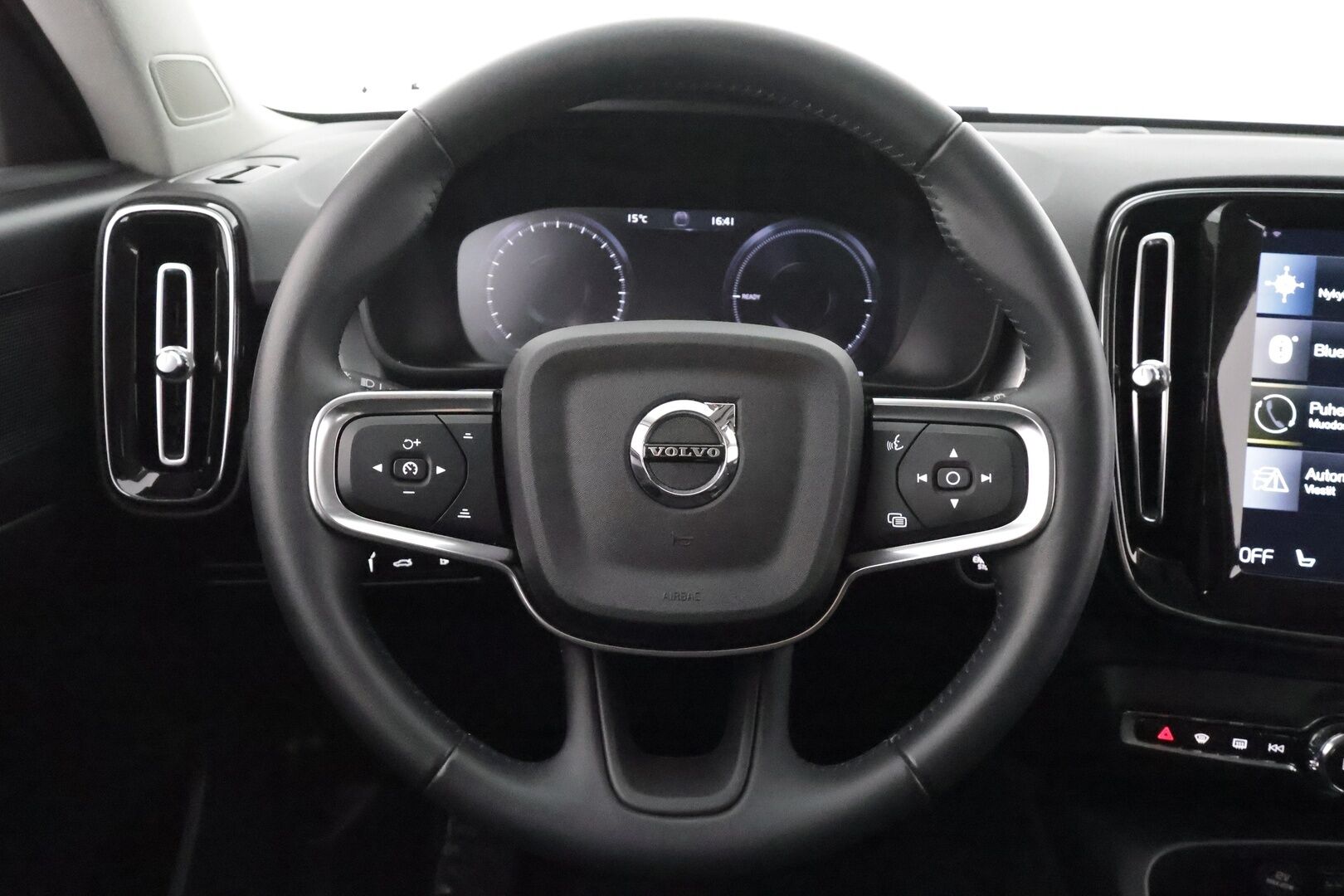 Volvo XC40 2021 T4 TwE Inscription Expression aut R-Design - Lisälämmitin | ACC | 360-Kamera | Adapt.LED | BLIS | Navi | Sporttipenkit | Apple&Android!