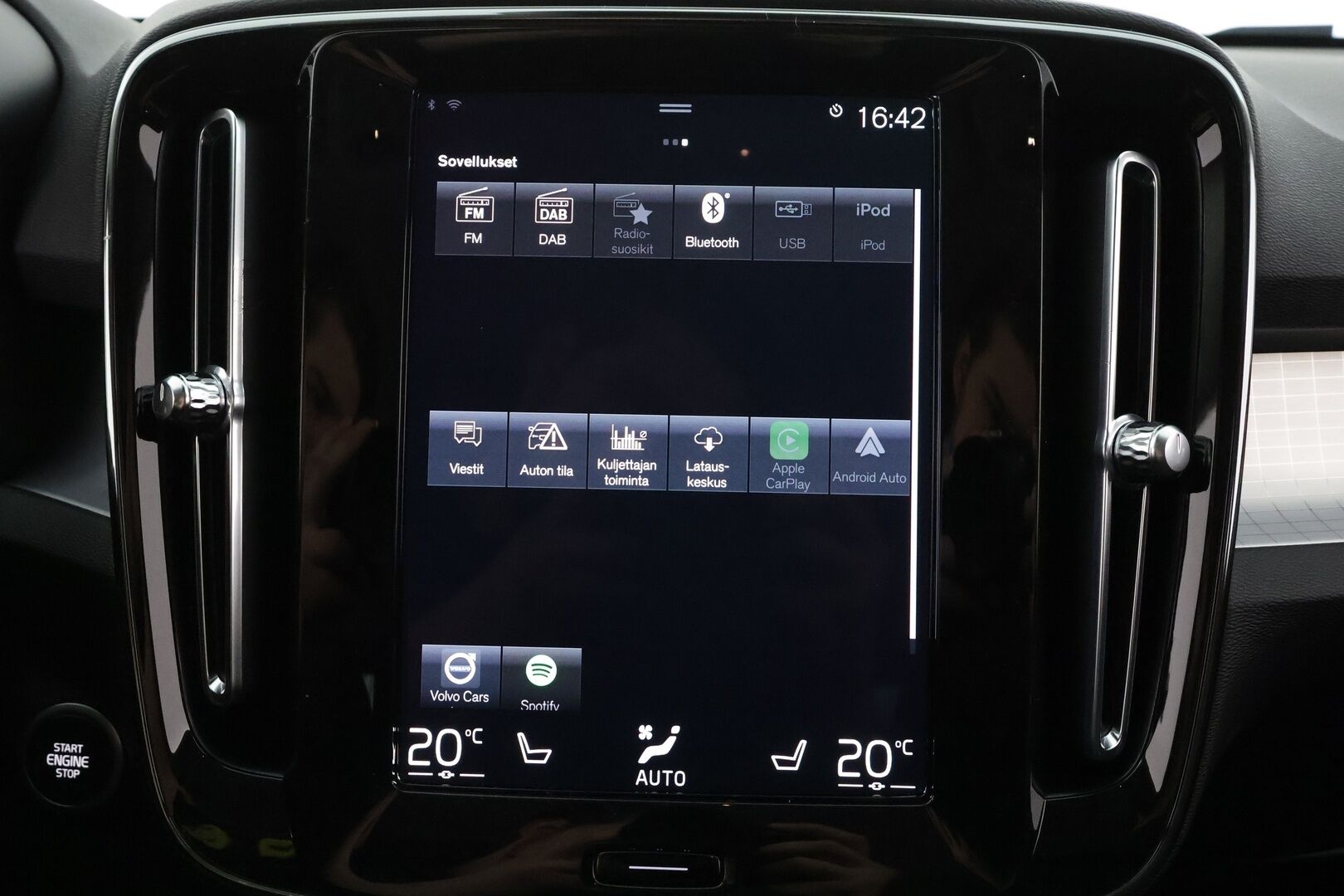 Volvo XC40 2021 T4 TwE Inscription Expression aut R-Design - Lisälämmitin | ACC | 360-Kamera | Adapt.LED | BLIS | Navi | Sporttipenkit | Apple&Android!