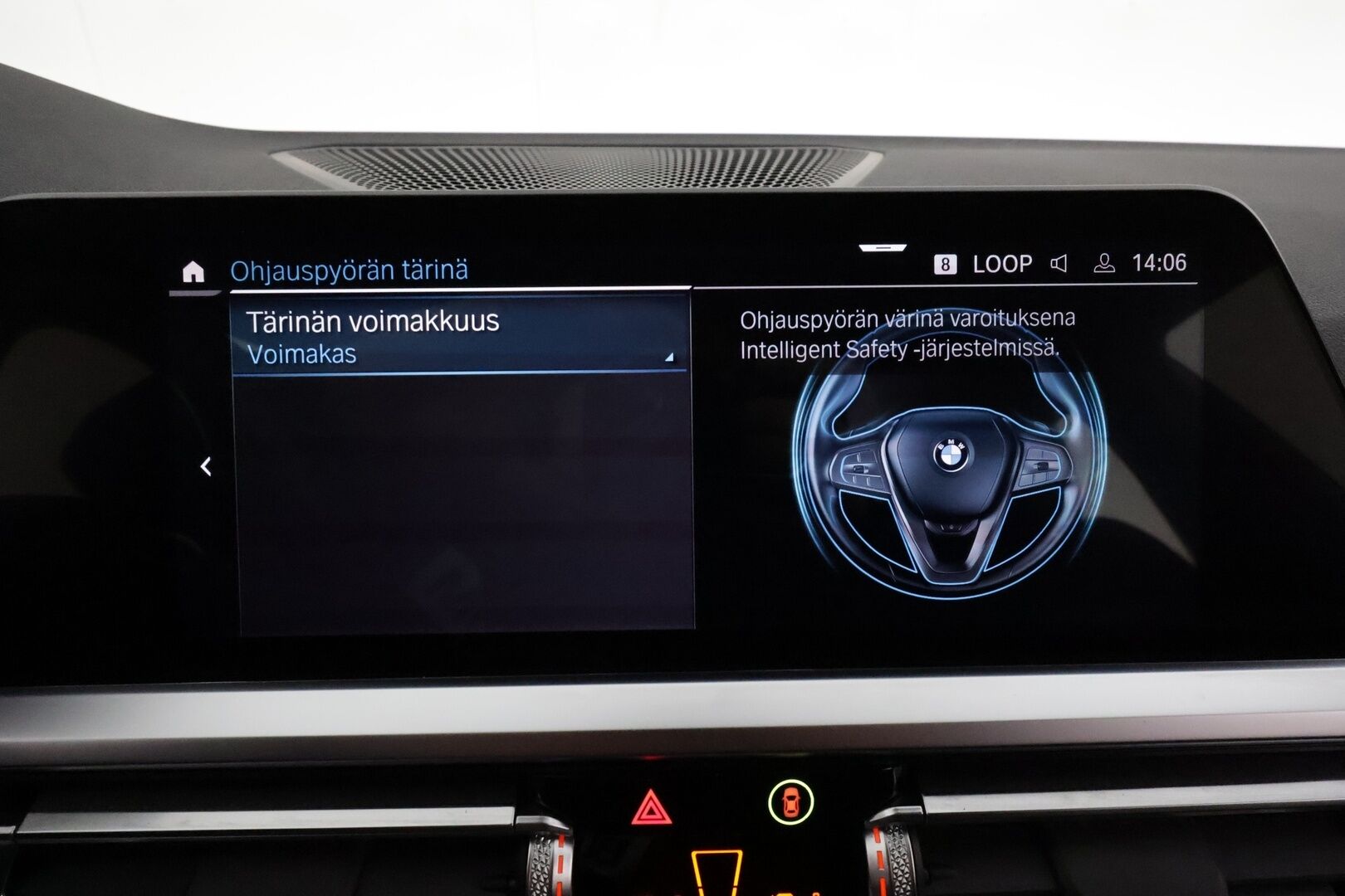 BMW 330 2022 G21 Touring 330e xDrive A Charged Edition M-Sport *ACC / P.tutkat / LED / Navi / Sporttipenkit* - Kahdet renkaat aluvanteilla - Osta nyt, maksa vasta ensi vuonna