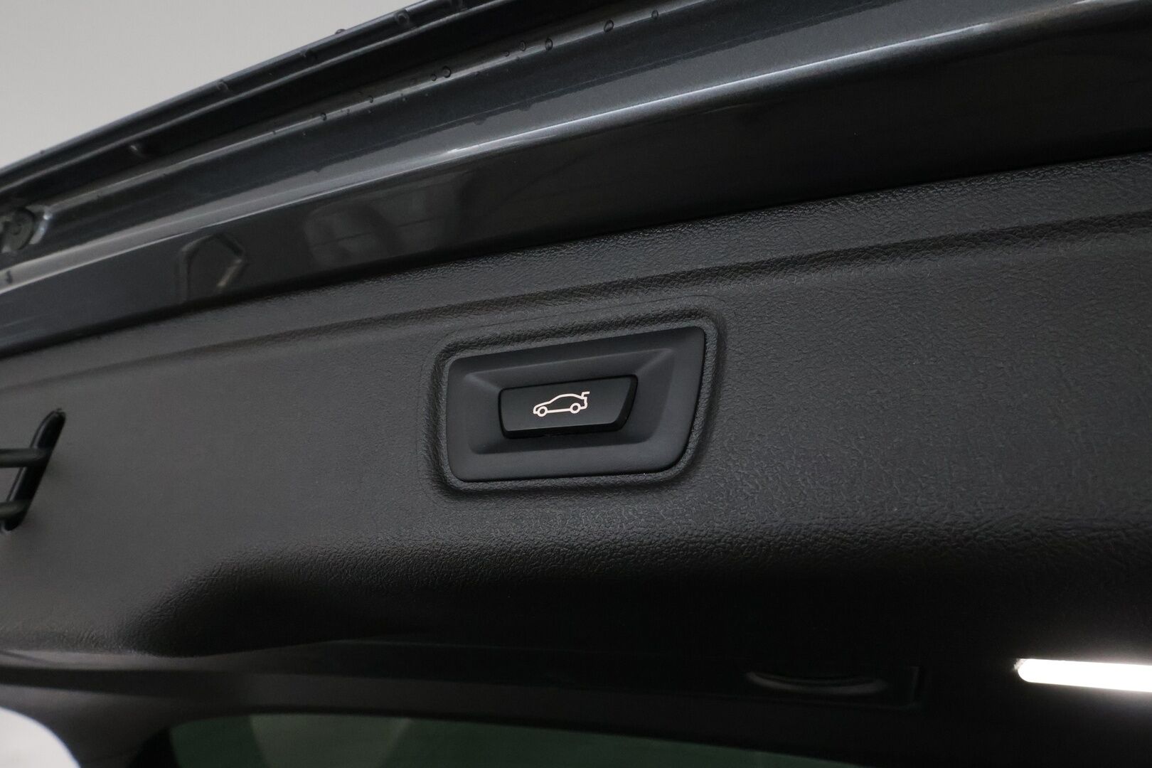 BMW 330 2022 G21 Touring 330e xDrive A Charged Edition M-Sport *ACC / P.tutkat / LED / Navi / Sporttipenkit* - Kahdet renkaat aluvanteilla - Osta nyt, maksa vasta ensi vuonna