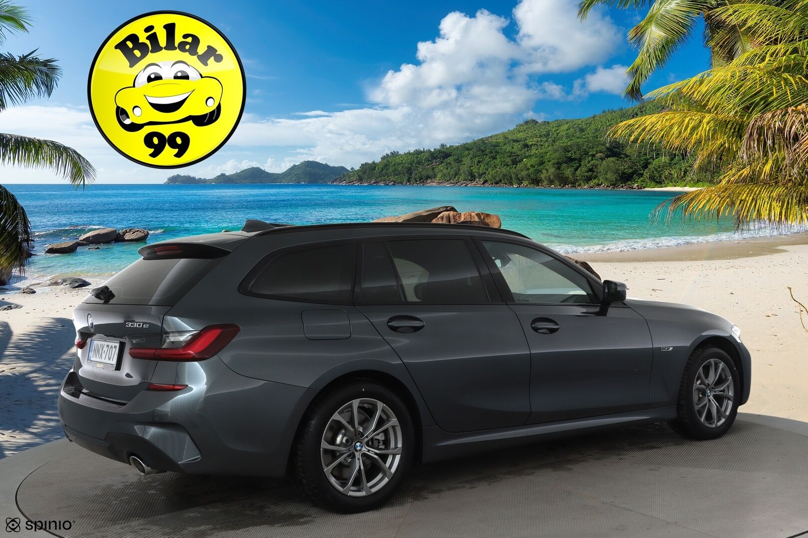BMW 330 2022 G21 Touring 330e xDrive A Charged Edition M Sport *ACC / P.tutkat / LED / Navi / Sporttipenkit* - 3,99 % KORKOTARJOUS TÄHÄN AUTOON 28.9. ASTI! - Kahdet renkaat aluvanteilla