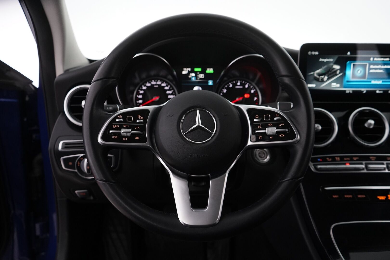MERCEDES-BENZ C 2021 300 e 4MATIC A Business Edition EQ Power / Adapt.Vakkari / Koukku / Peruutuskamera / Laaja Navi / Puolinahat / Sporttipenkit *
