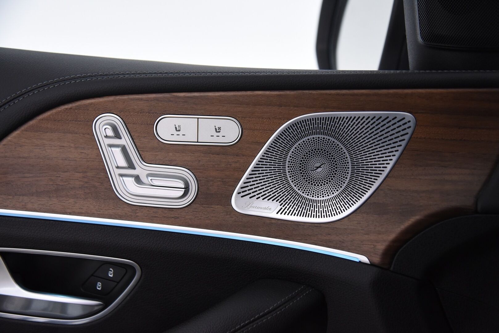 Mercedes-Benz GLE 2021 350 de 4MATIC EQ Power AMG ** Adapt.Vak / HUD / Burmester / Ilmastoidut & Hierovat / 360-Kamera / Ilma-alusta ** - Huippuvarusteltu Yksilö!