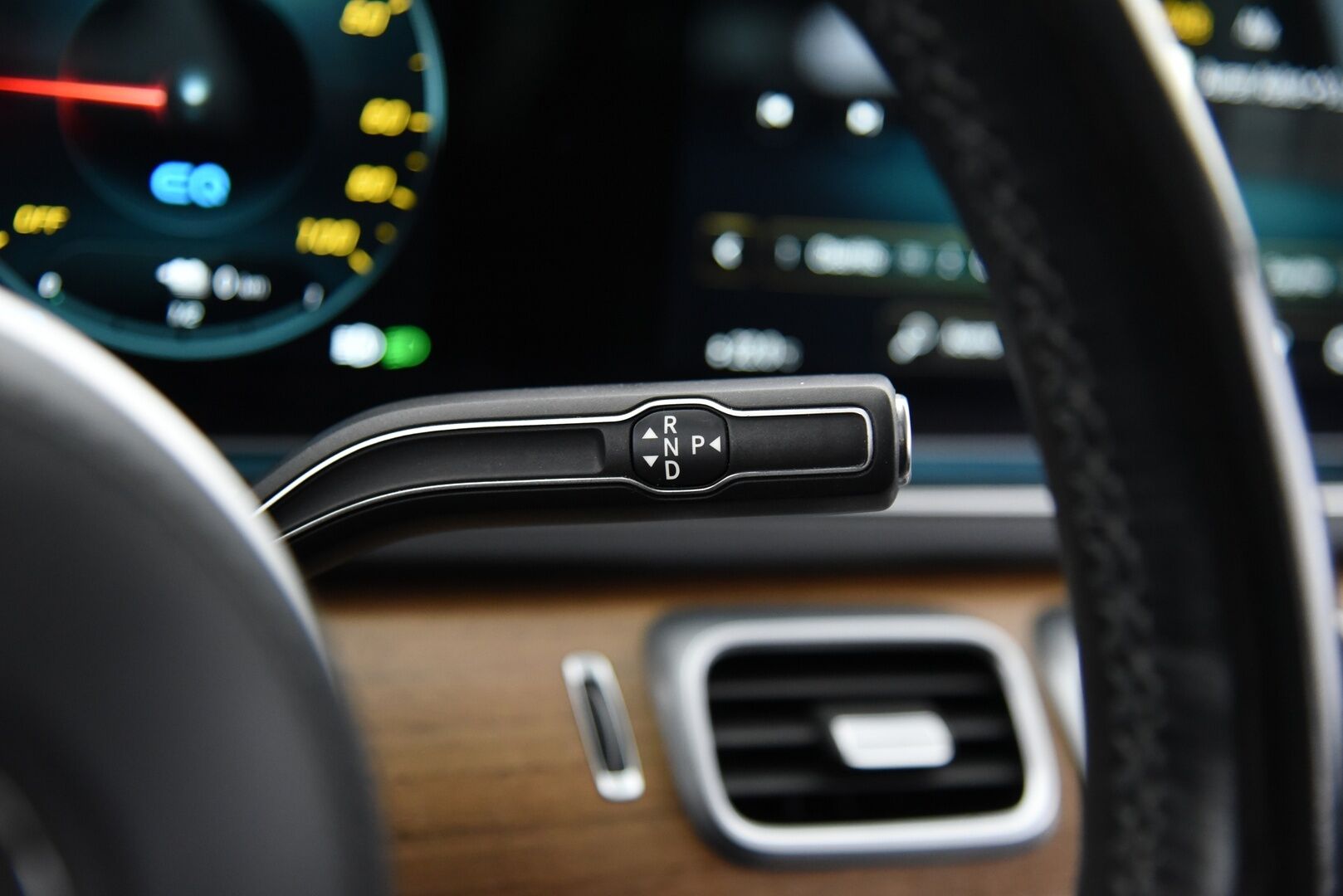 Mercedes-Benz GLE 2021 350 de 4MATIC EQ Power AMG ** Adapt.Vak / HUD / Burmester / Ilmastoidut & Hierovat / 360-Kamera / Ilma-alusta ** - Huippuvarusteltu Yksilö!