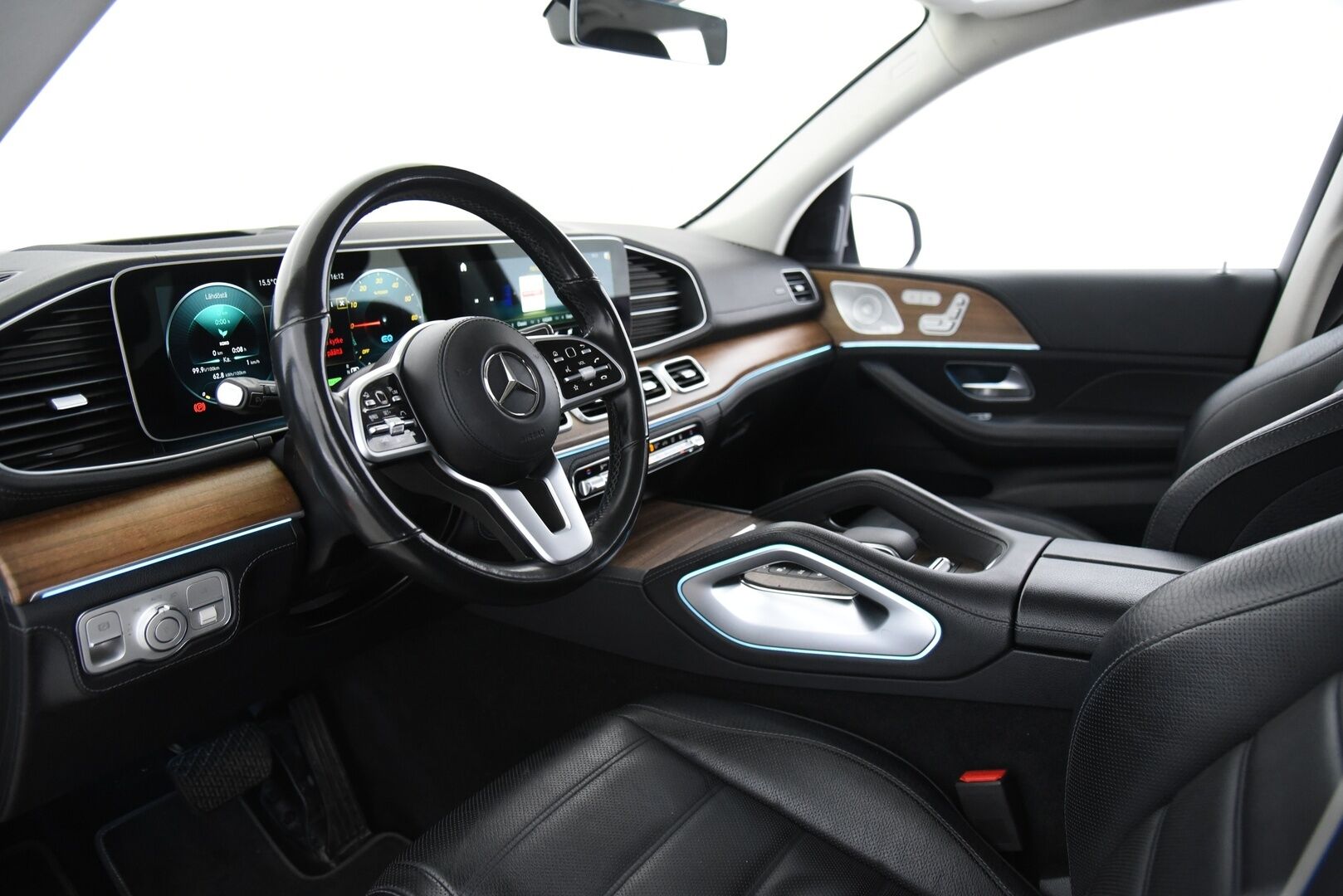 Mercedes-Benz GLE 2021 350 de 4MATIC EQ Power AMG ** Adapt.Vak / HUD / Burmester / Ilmastoidut & Hierovat / 360-Kamera / Ilma-alusta ** - Huippuvarusteltu Yksilö!