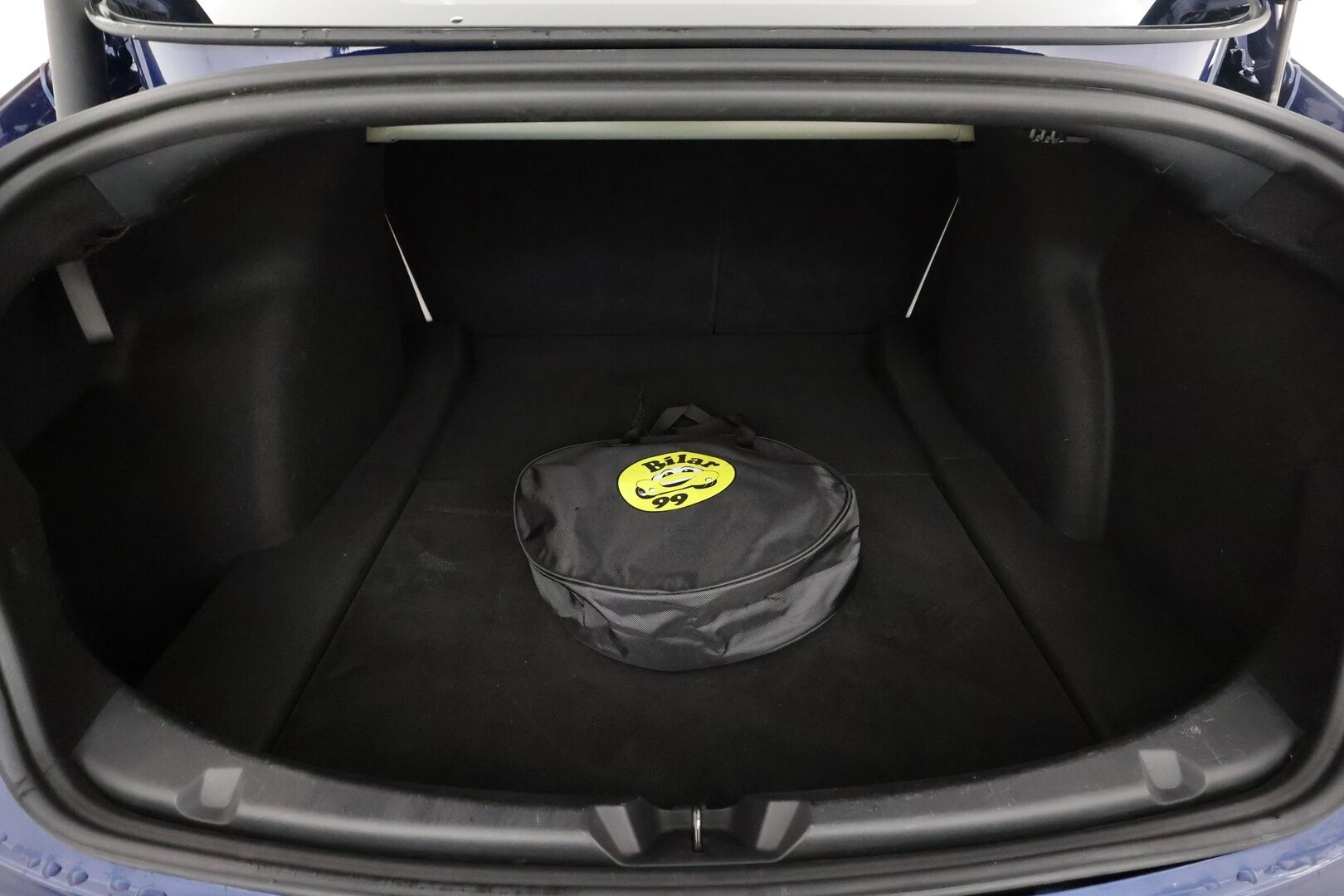 Tesla Model 3 2021 Long Range - | ACC | ILP | Koukku | Valkoiset nahat | Matrix | Premium Audio | Lasikatto | Muistipenkki | P.kamera | Lämm. ratti | 2x renkaat aluin | 