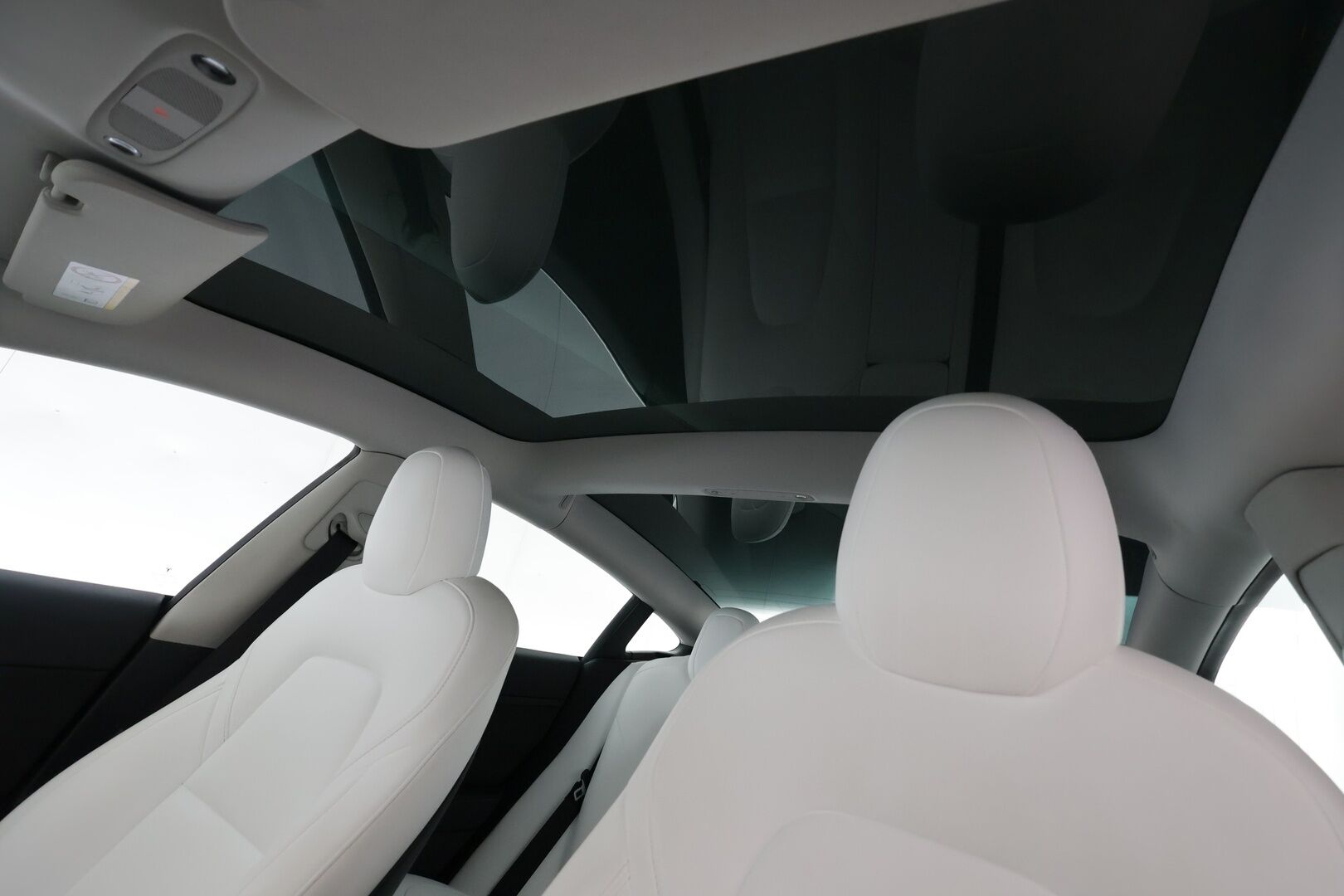 Tesla Model 3 2021 Long Range - | ACC | ILP | Koukku | Valkoiset nahat | Matrix | Premium Audio | Lasikatto | Muistipenkki | P.kamera | Lämm. ratti | 2x renkaat aluin | 