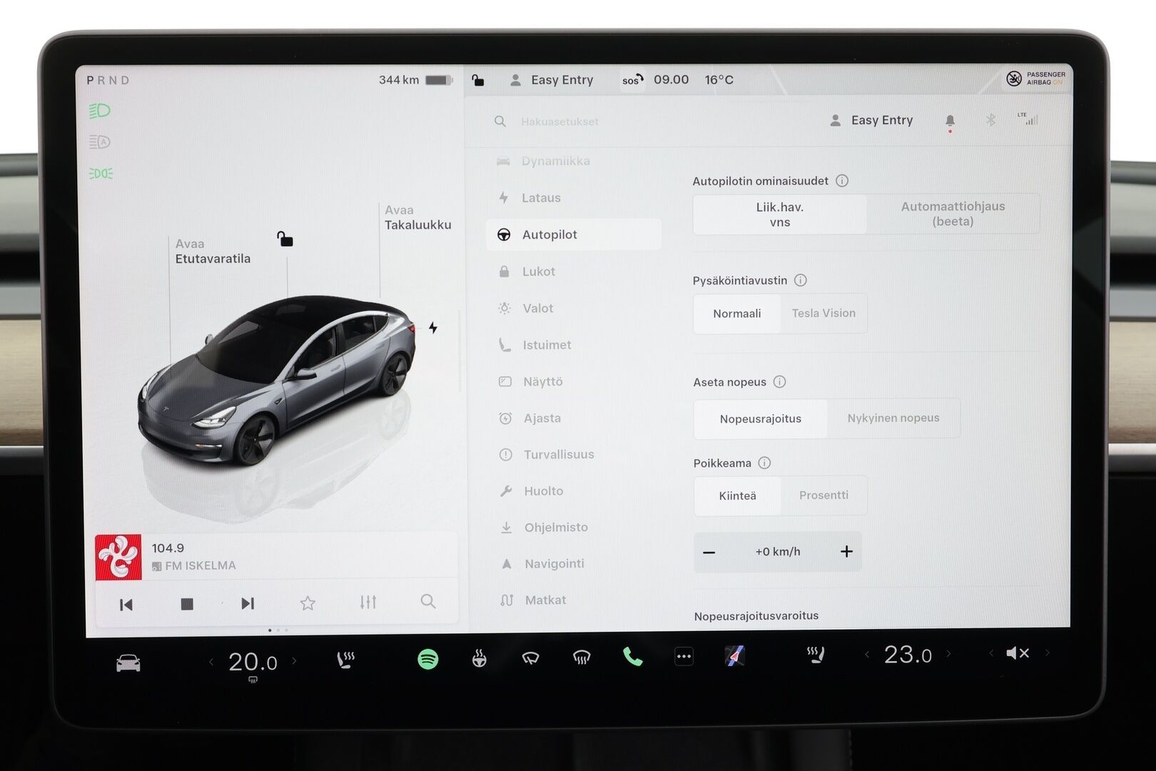 Tesla Model 3 2022 Standard Range Plus * Lasikatto / ILP / ACC / Matrix-LED / Muistipenkki / P.Kamera / Navi / Kaistavahti / Keyless * - 2x Latauskaapelit - HULLU BLACKWEEK KORKOTARJOUS 2,49%