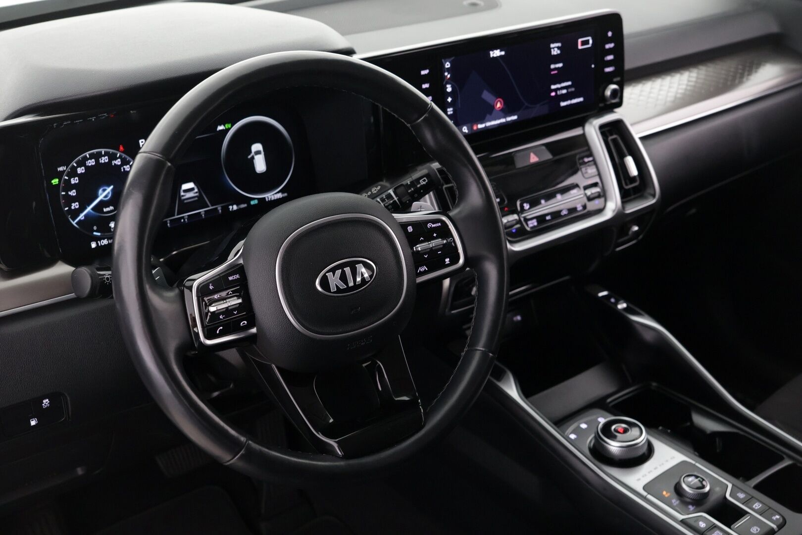 KIA SORENTO 2021 1,6 T-GDI Plug-in AWD Business AT 7P - | Adapt.Vakkari | Lohko+Sisäp. | Koukku | Peruutuskamera | KeylessGo | Navigaattori | SOH 95,7% ! |