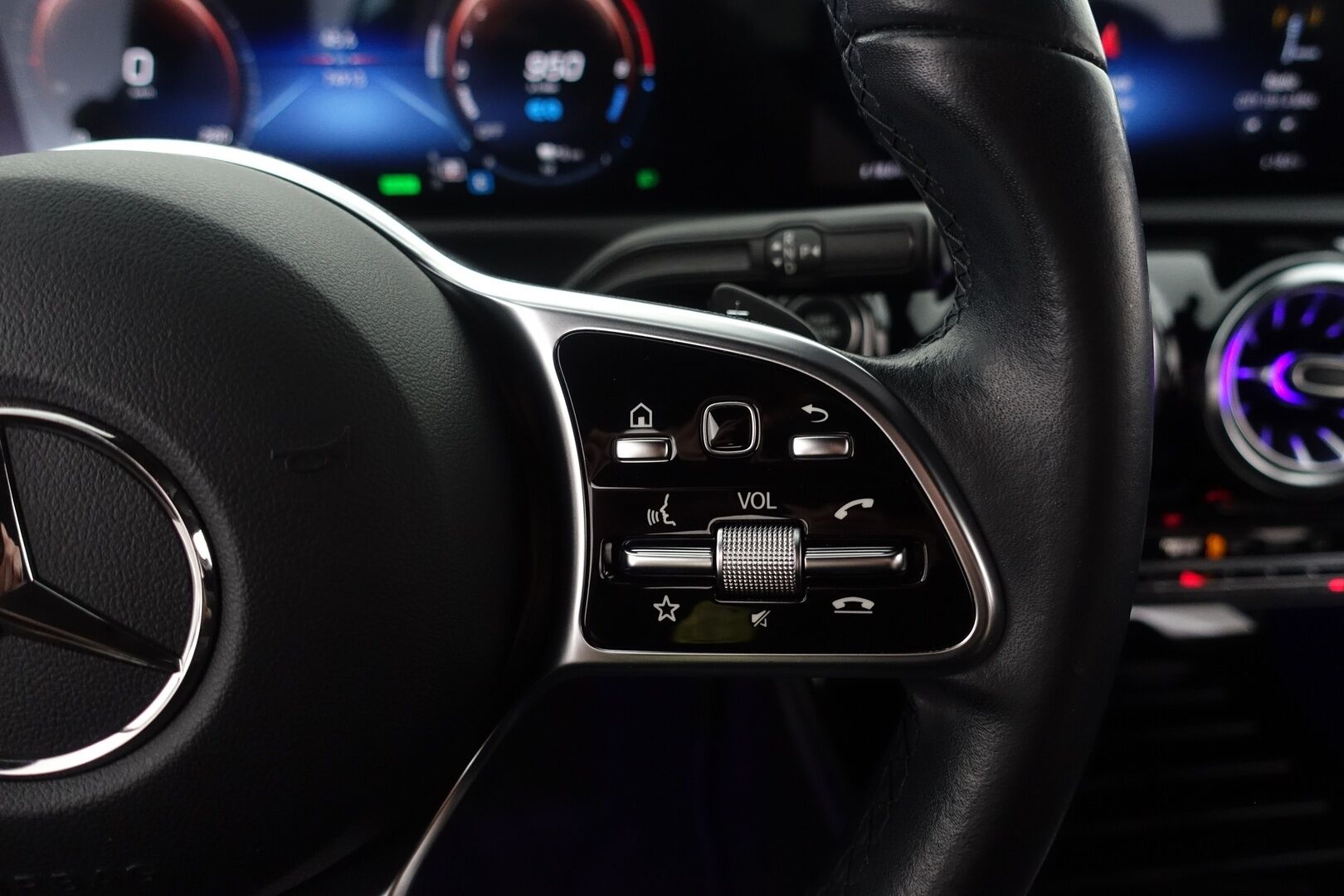 Mercedes-Benz A 2021 250 e - Tulossa Kysy Lisää! 