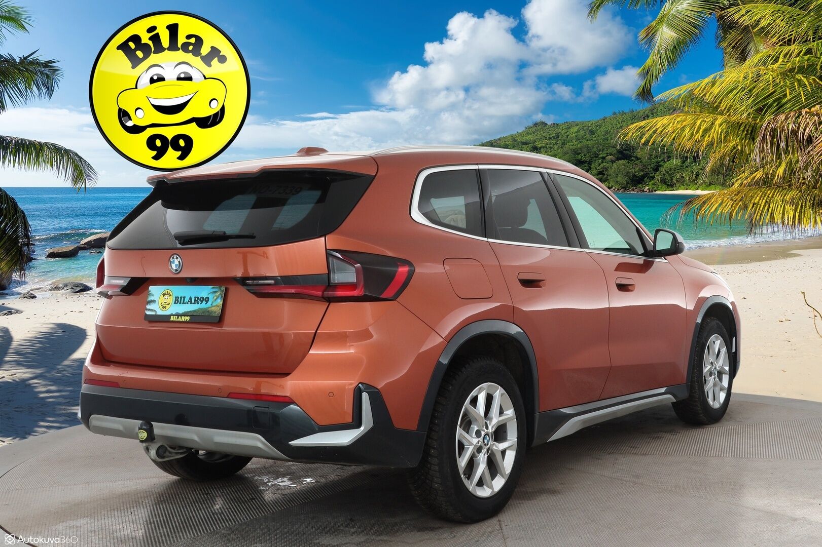 BMW X1 2024 xDrive25e xLine / Adapt. Vakkari / Koukku / Harman/Kardon / P-kamera / Adapt. Ledit / Muistipenkki / Comfort Access - 3,99% KORKOTARJOUS TÄHÄN AUTOON 21.9. ASTI - Tehtaan vetoukokku / 1-omisteinen / 2x BMW:n aluvanteet 