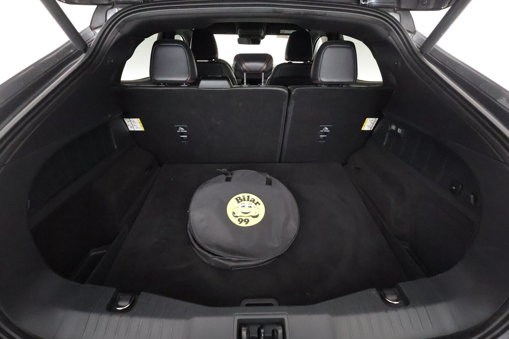 FORD MUSTANG MACH-E 2021 351hv AWD **Lasikatto / 360° Kamera / Adapt.Vakkari / Muistipenkki / Bang&Olufsen /  LED-valot / Apple&Android** - 3,99 % KORKOTARJOUS TÄHÄN AUTOON - Koukkuvalmius /  Kaistavahti /Navi / KeylessGo / 2x Renkaat / Akku kuntotarkistettu