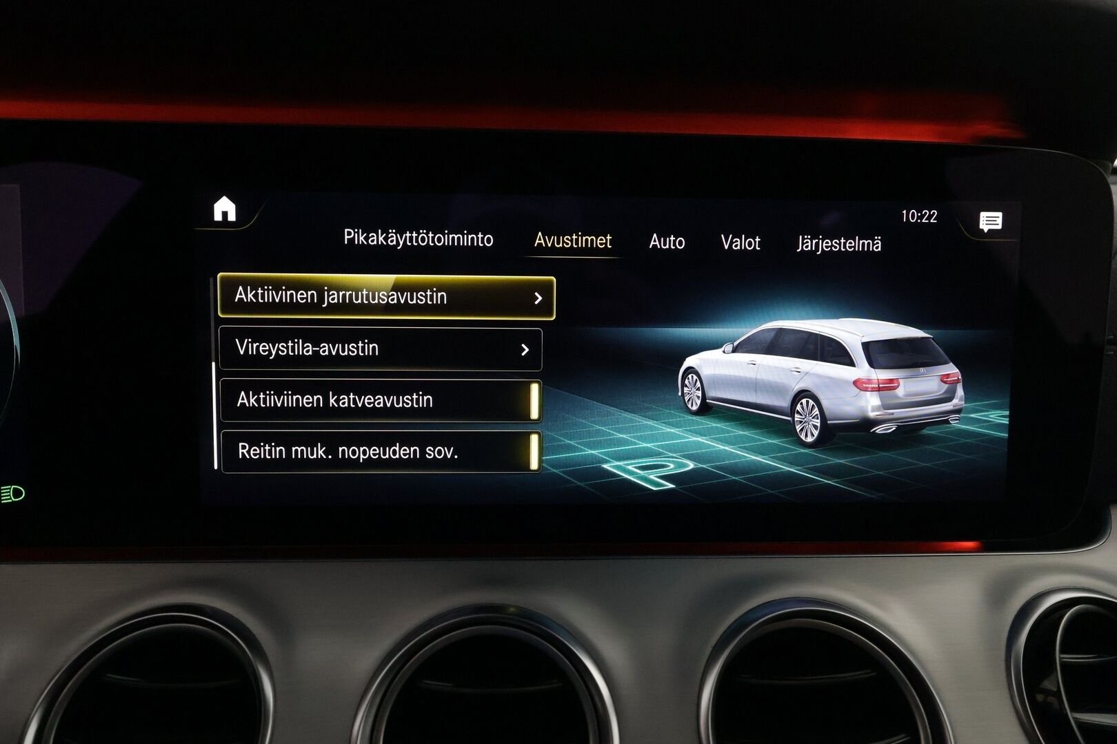 MERCEDES-BENZ E 2021 220 T d 4MATIC AMG - 3,99 % KORKOTARJOUS TÄHÄN AUTOON - * Widescreen / Webasto / Koukku / Adapt.Vakkari / P. Kamera / Sporttipenkit / LED-valot / Navi / Kaistavahti / 2x Renkaat*