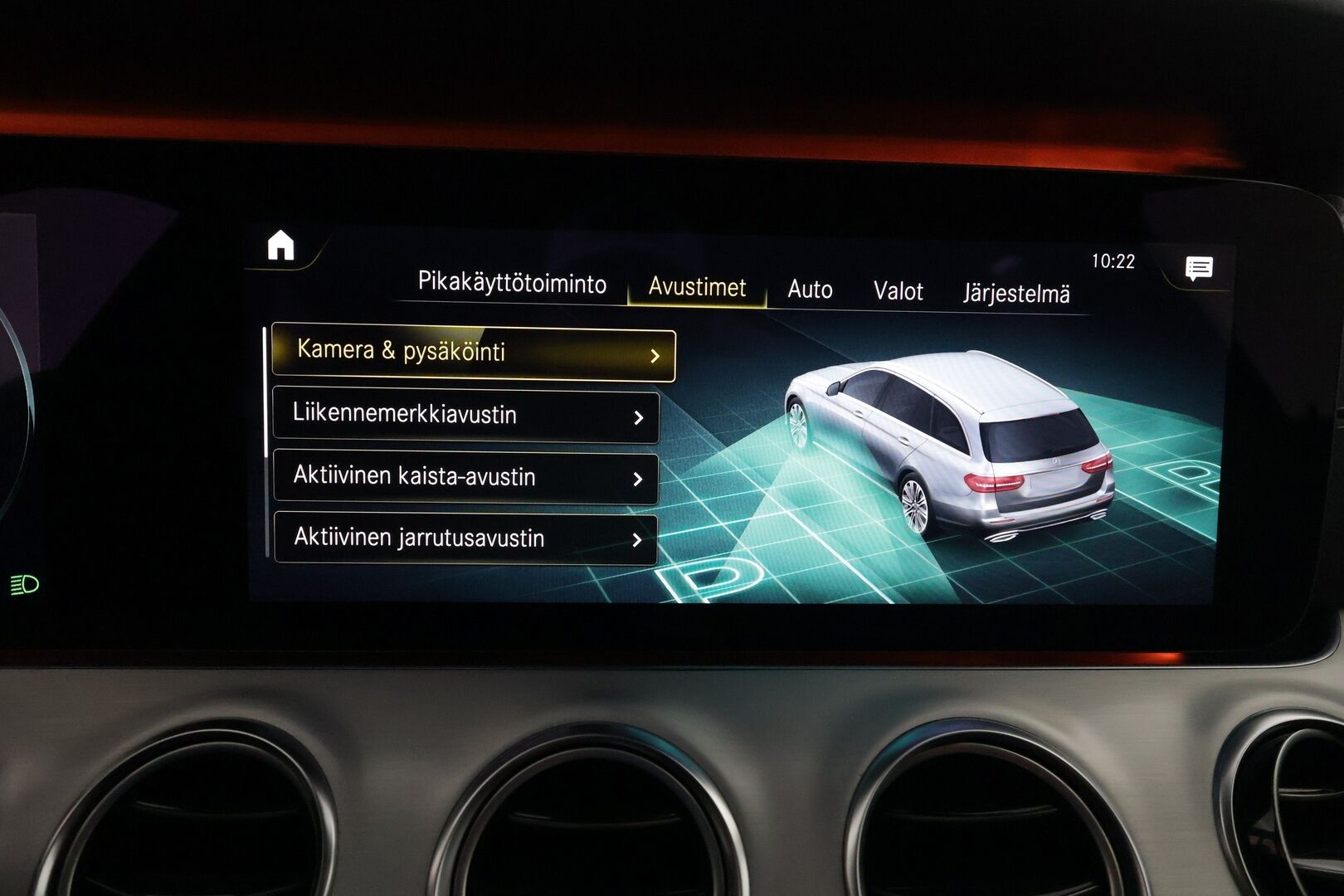 MERCEDES-BENZ E 2021 220 T d 4MATIC AMG - 3,99 % KORKOTARJOUS TÄHÄN AUTOON - * Widescreen / Webasto / Koukku / Adapt.Vakkari / P. Kamera / Sporttipenkit / LED-valot / Navi / Kaistavahti / 2x Renkaat*