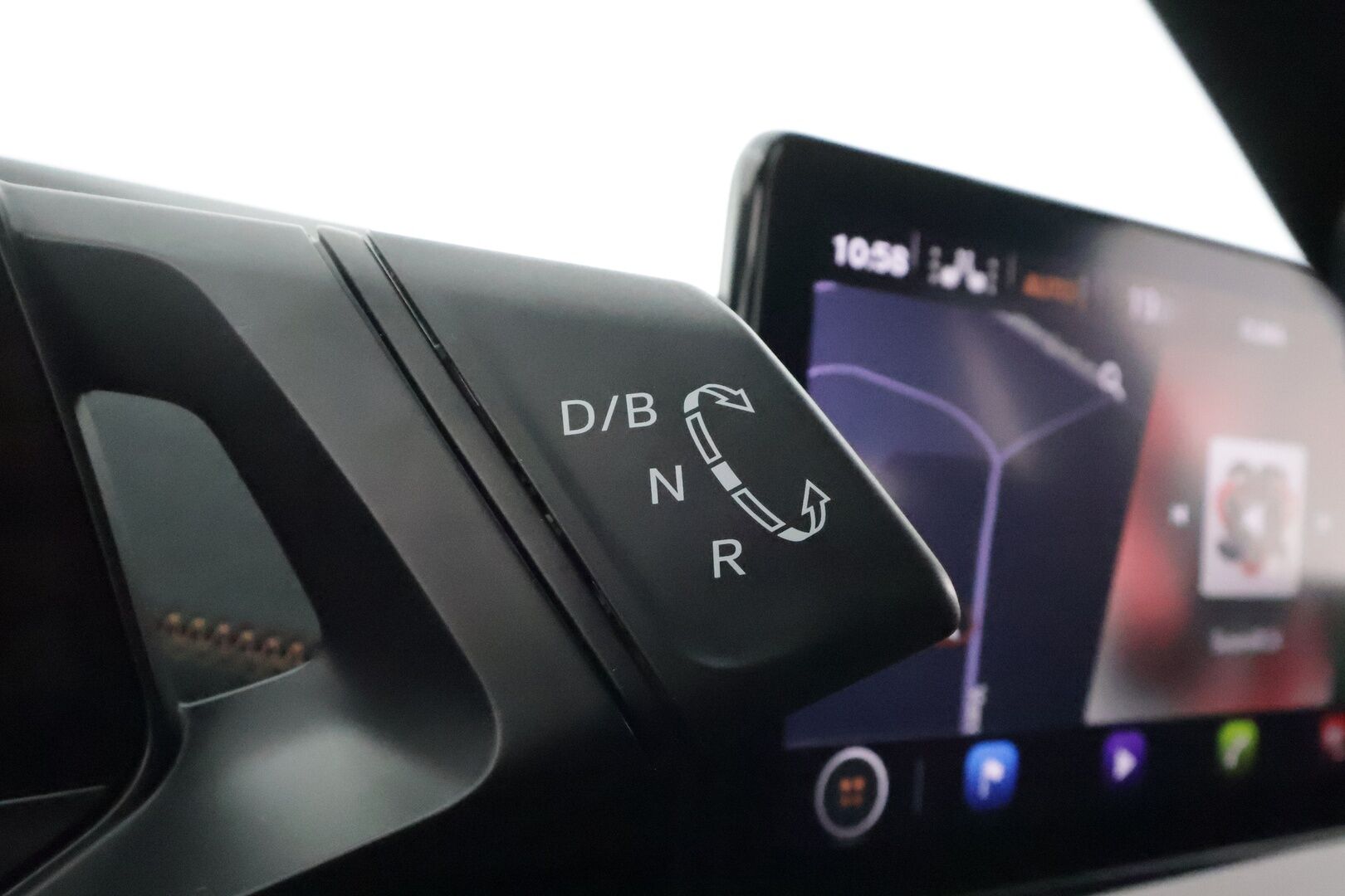 CUPRA BORN 2022 150 kW 58kWh ** Lämpöpumppu / Adapt.vakkari / 2x vanteet / P-Kamera / Apple&Android / Sporttipenkit / Navi / Digimittari