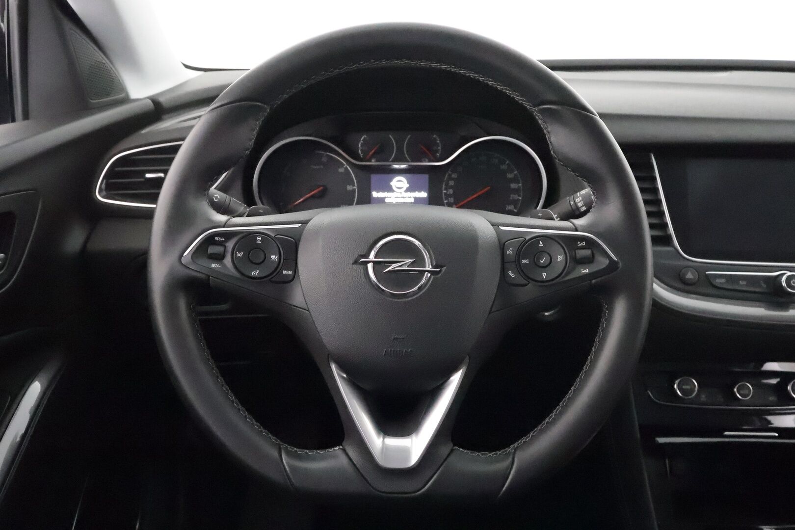 OPEL GRANDLAND X 2021 Innovation 300 PHEV AWD **Adapt. vakkari / Kaistavahti / P.kamera / Navi / Keyless / Apple&Android**