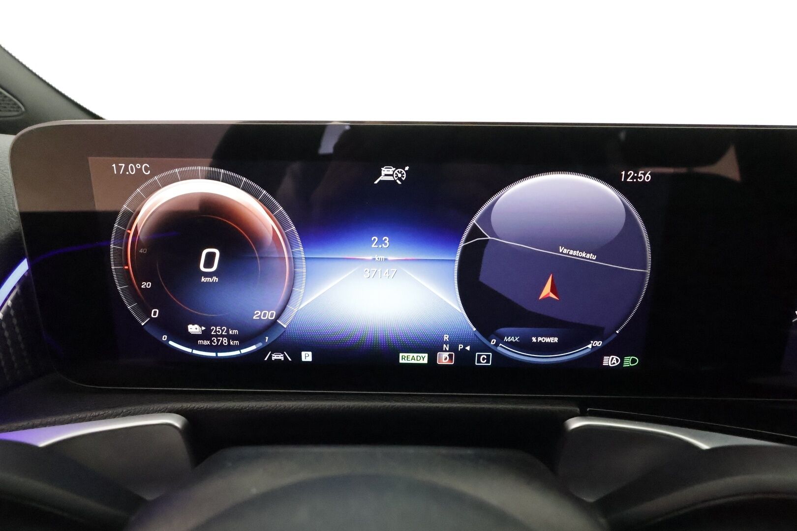 MERCEDES-BENZ EQB 2023 350 4Matic ** 7-P / Adapt.Vakkari / P.kamera / Puolinahat / LED High Performance / MB me / Keyless / Navi / 2x renkaat - 3,99 % KORKOTARJOUS TÄHÄN AUTOON - ** Alv. vähennyskelpoinen / Kahdet vanteet **